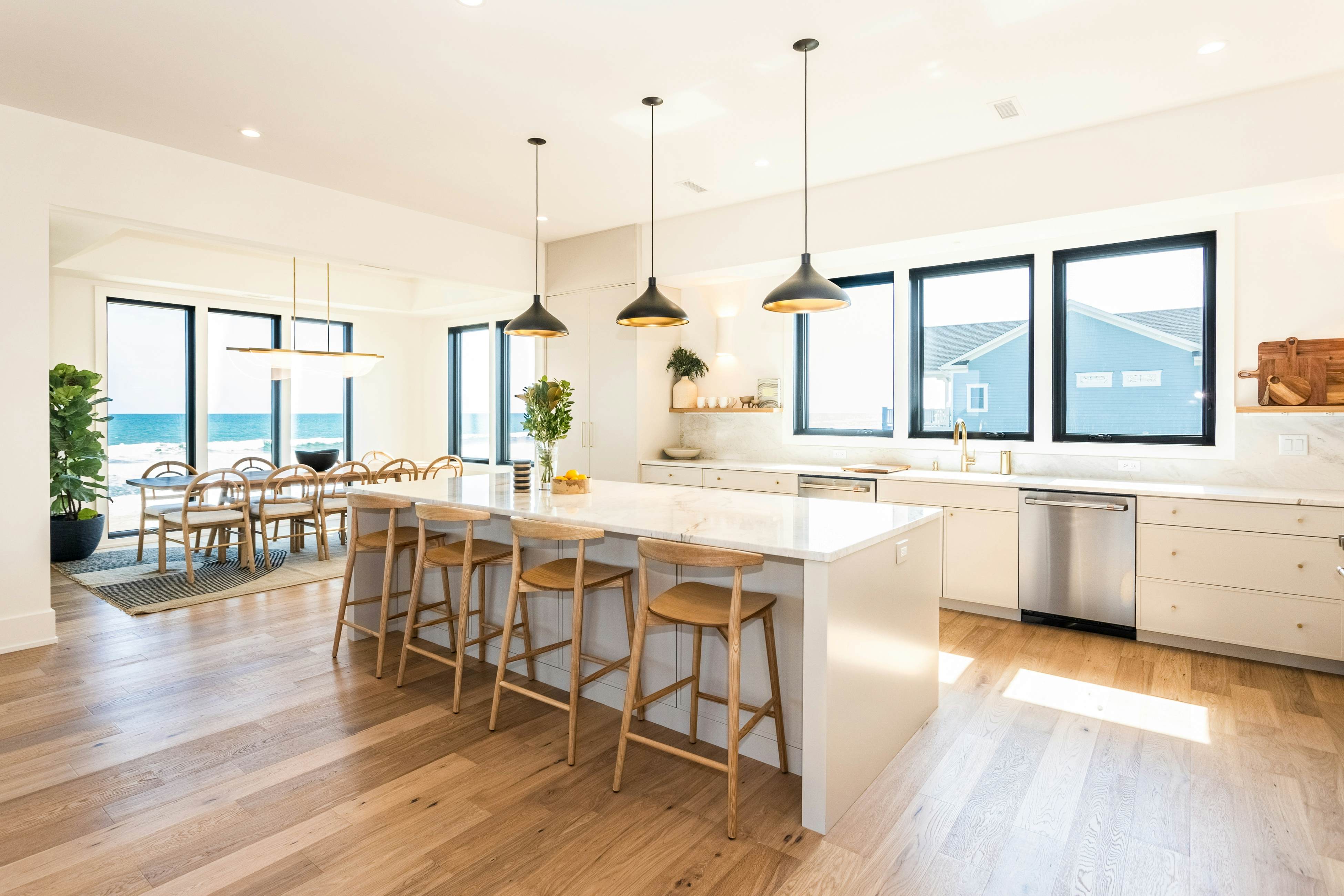 NTB604 White Lotus - Beachfront Edition