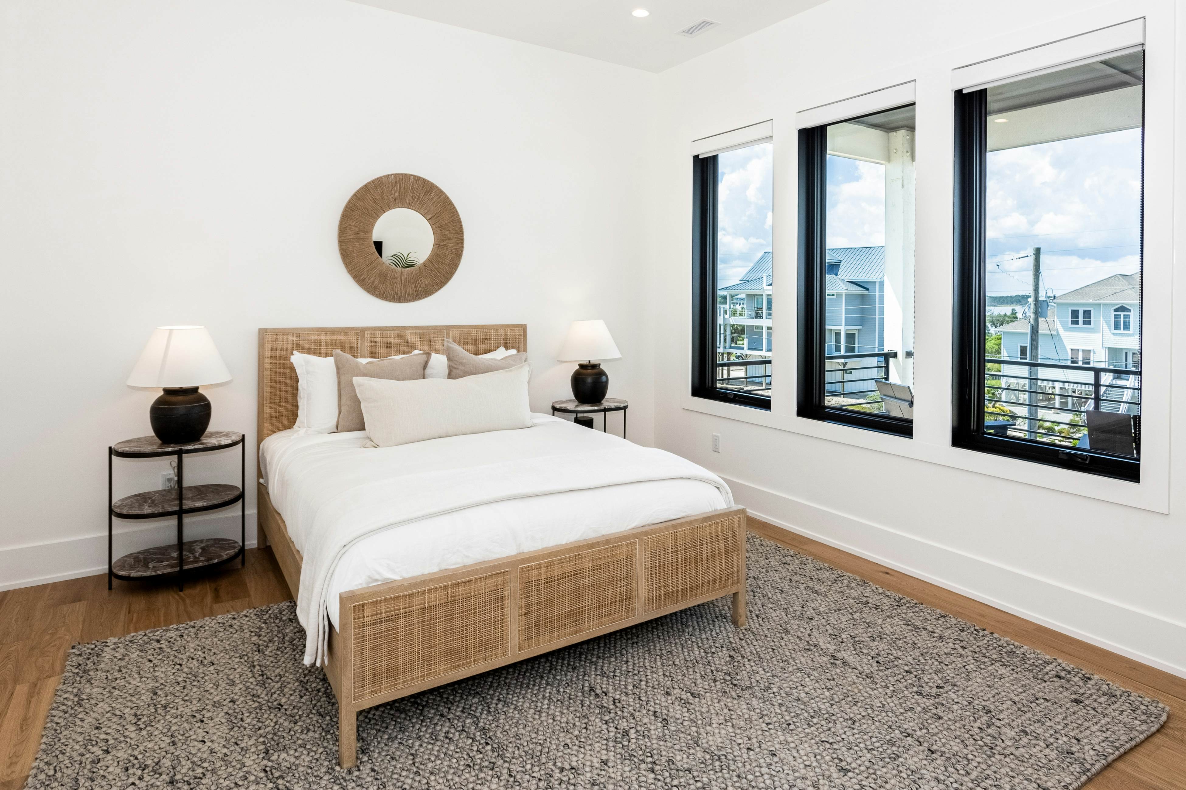 NTB604 White Lotus - Beachfront Edition