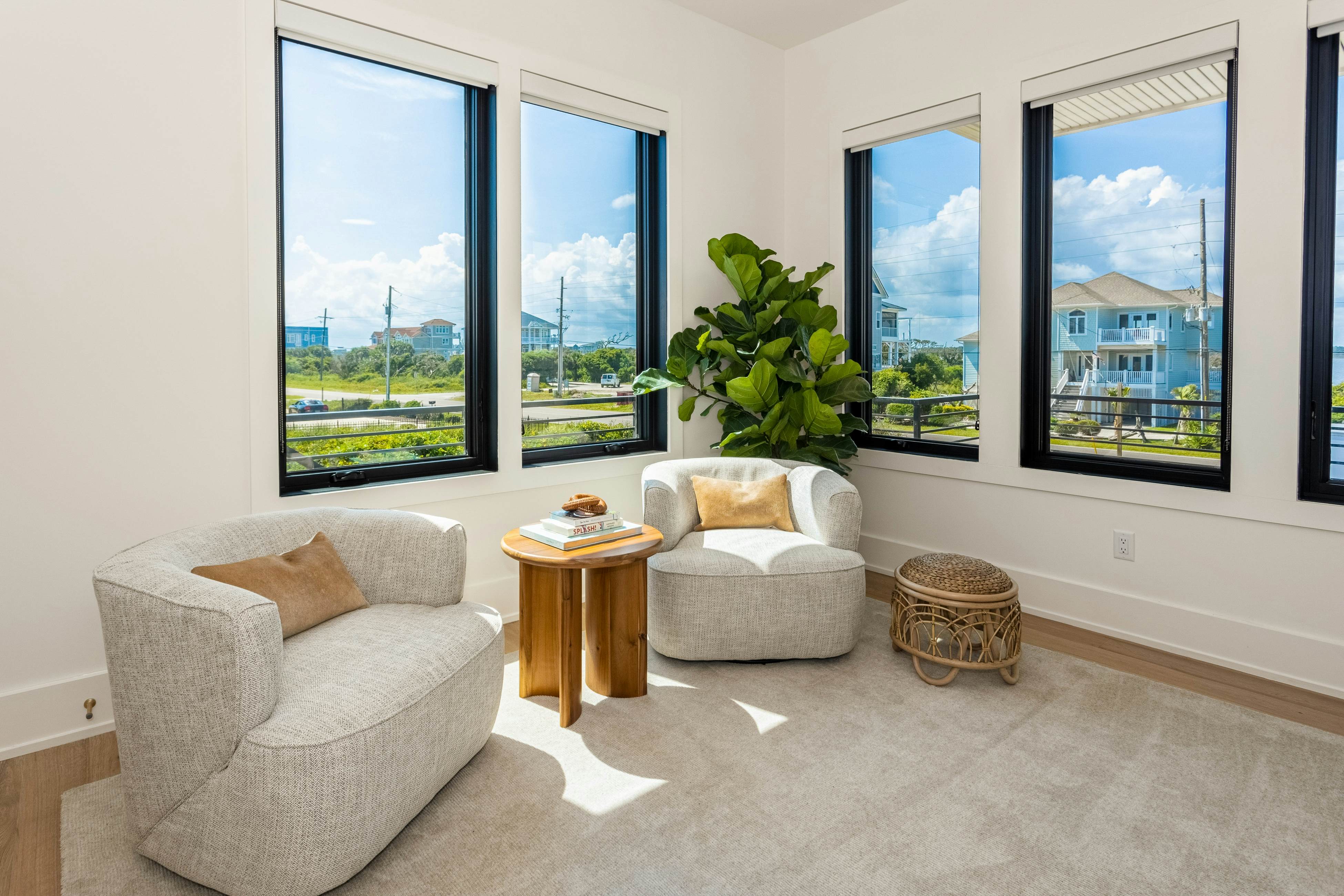 NTB604 White Lotus - Beachfront Edition