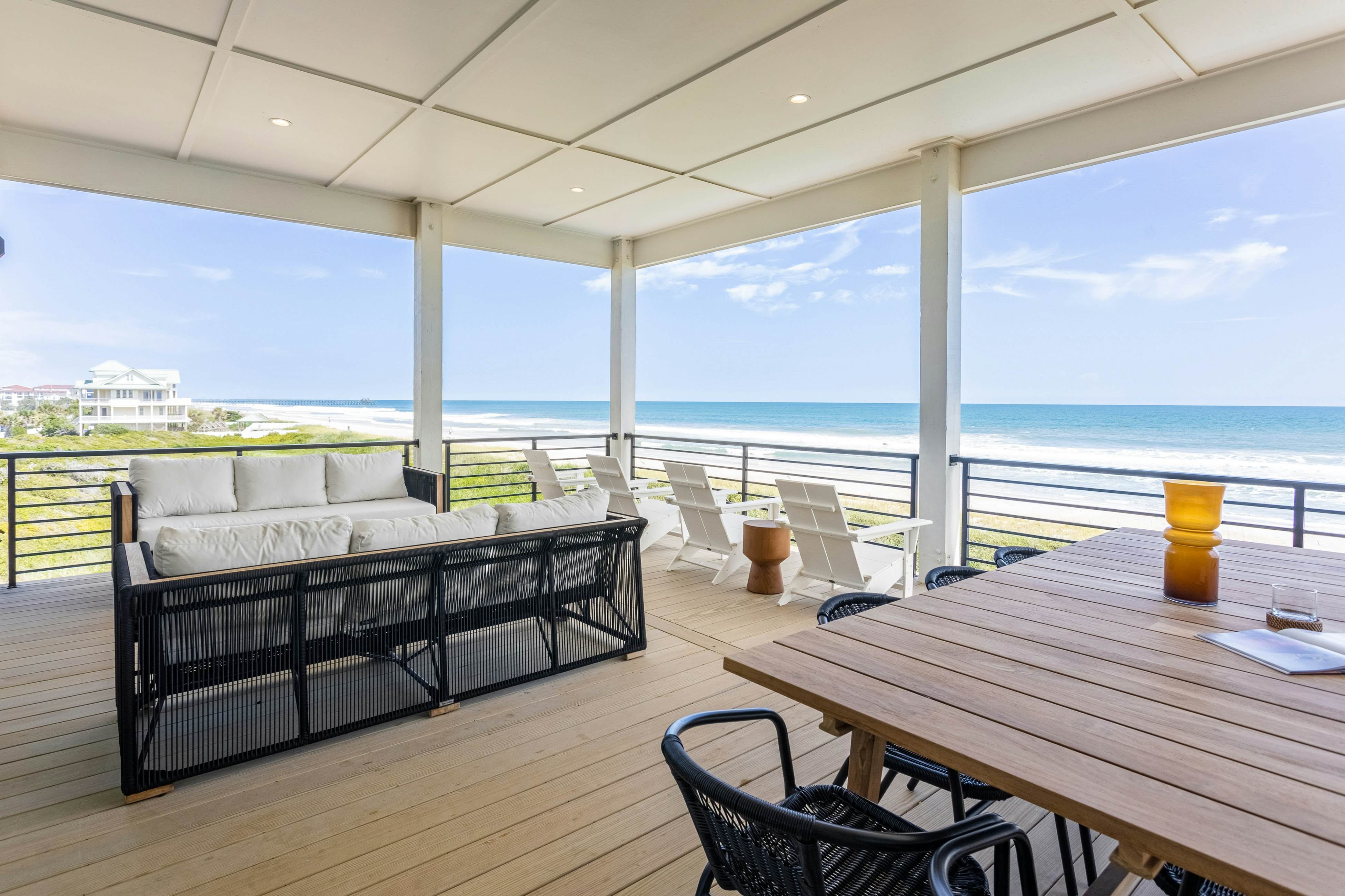 NTB604 White Lotus - Beachfront Edition