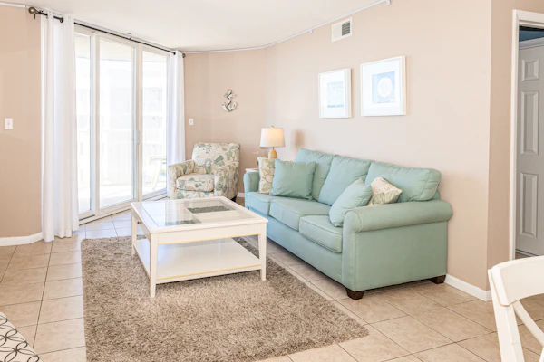 Ocean-view condo with outdoor pool, balcony, W/D, AC, sauna & gym