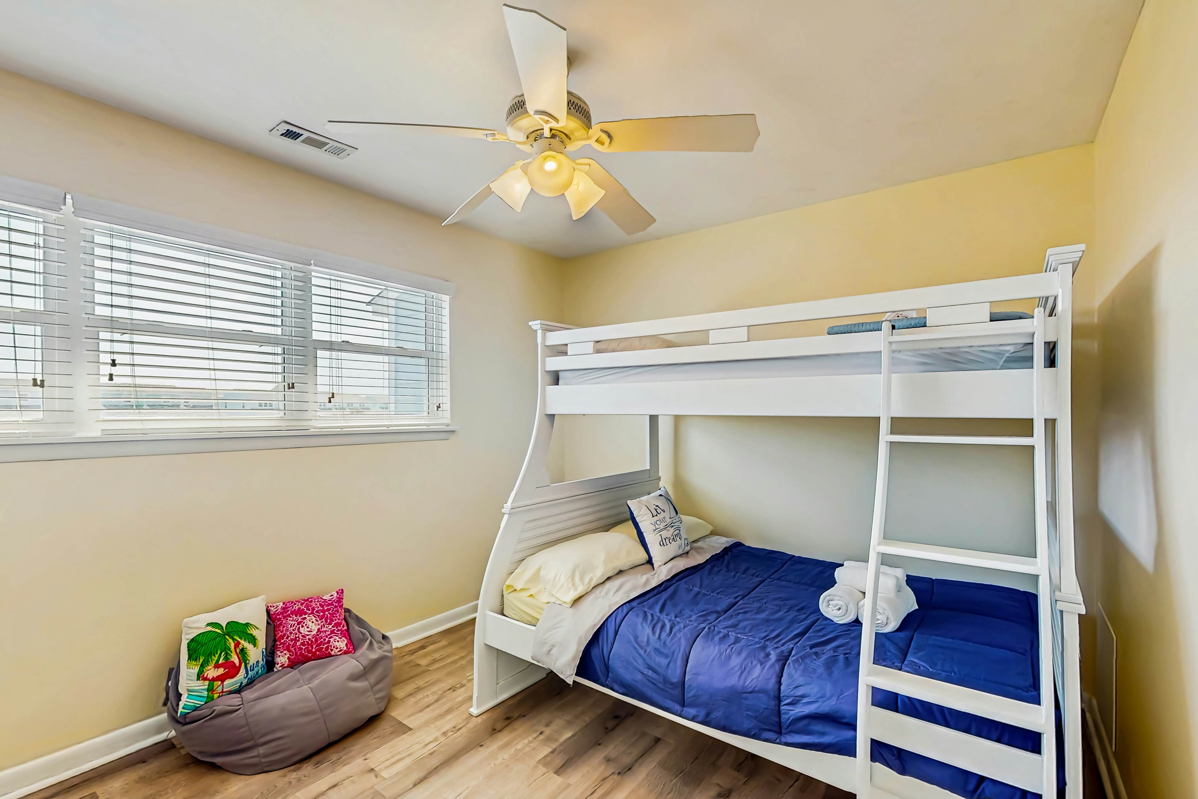 NTB14 Bermuda Landing