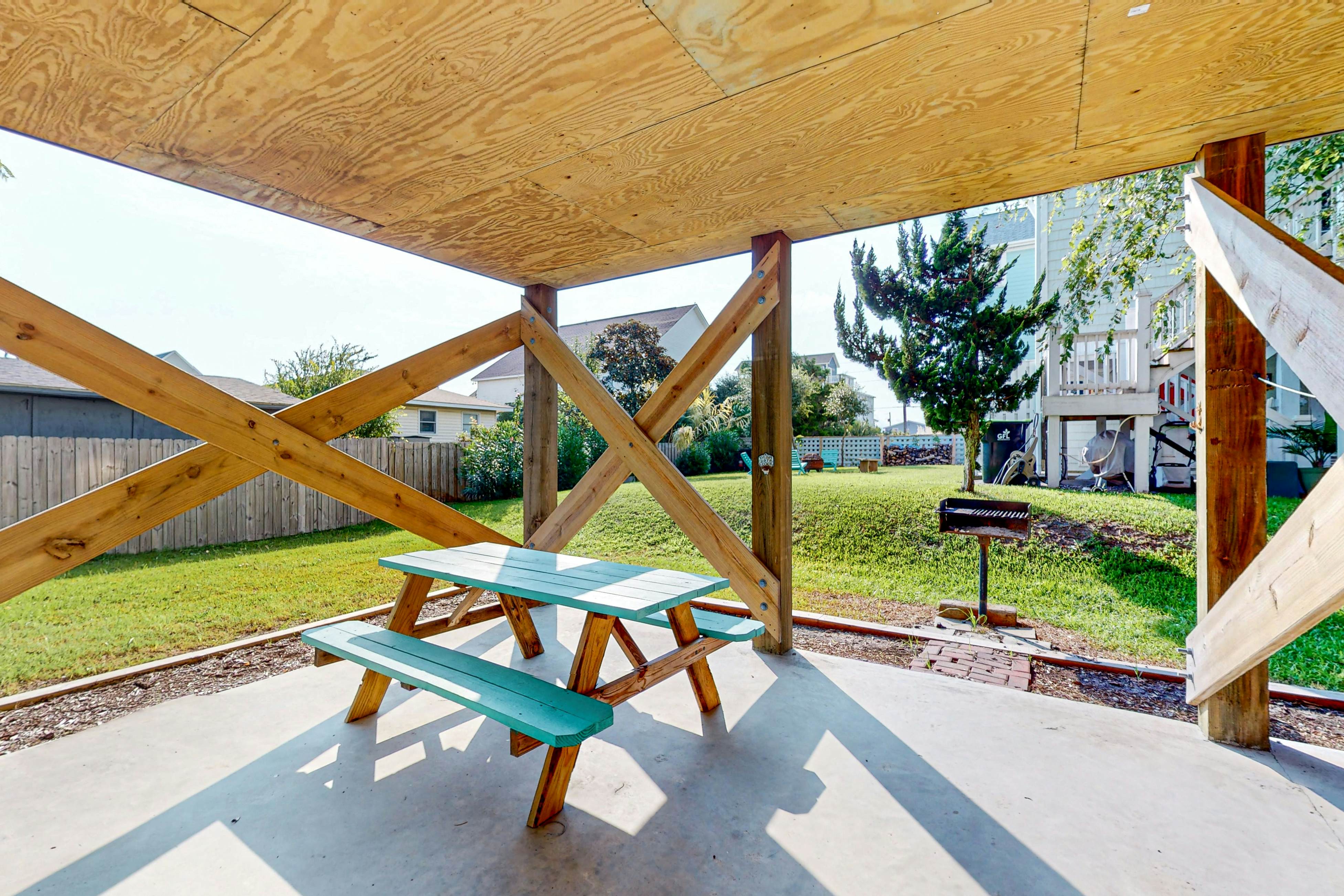 NTB7508 Beach Please