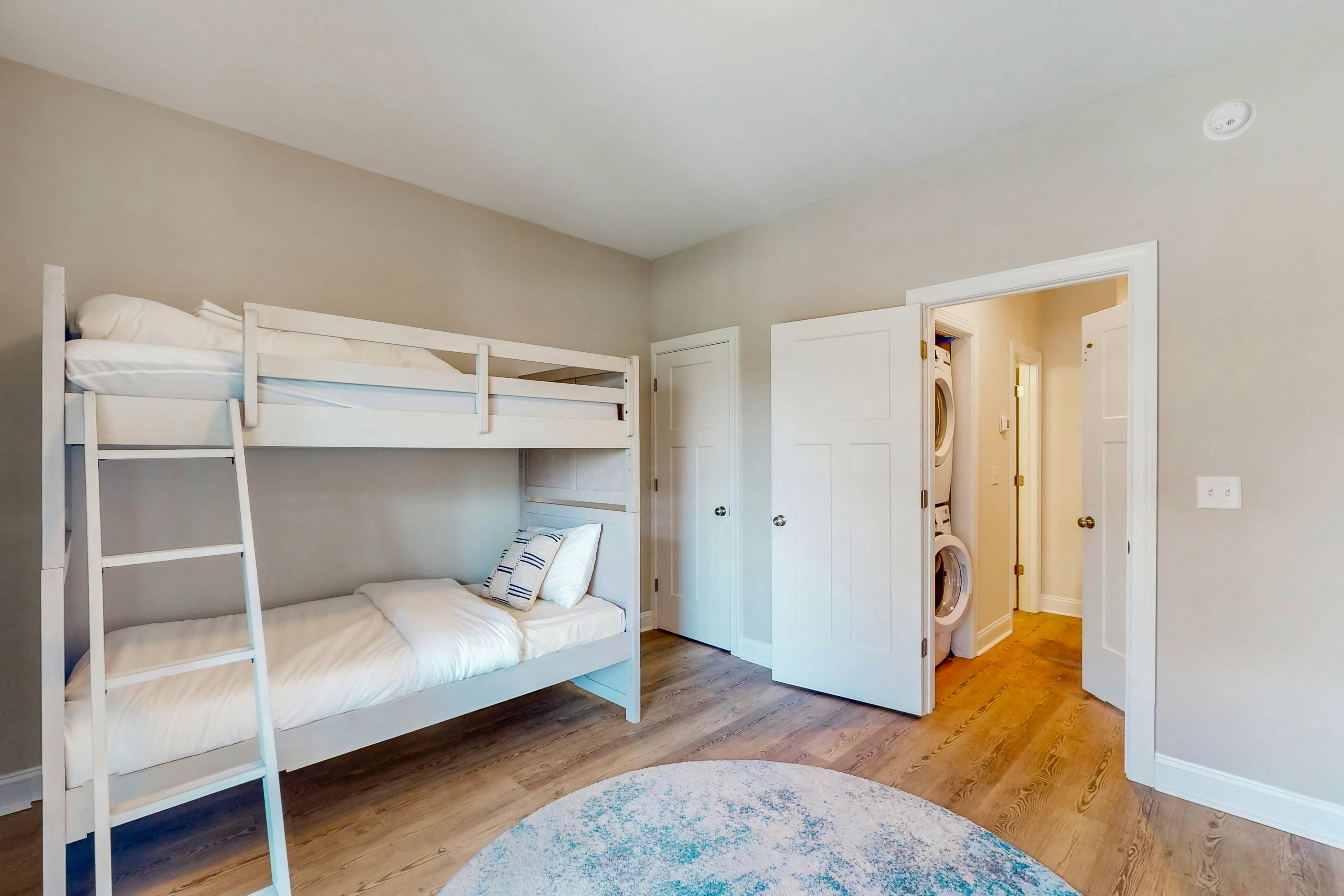 NTB1938 Topsail Serenity