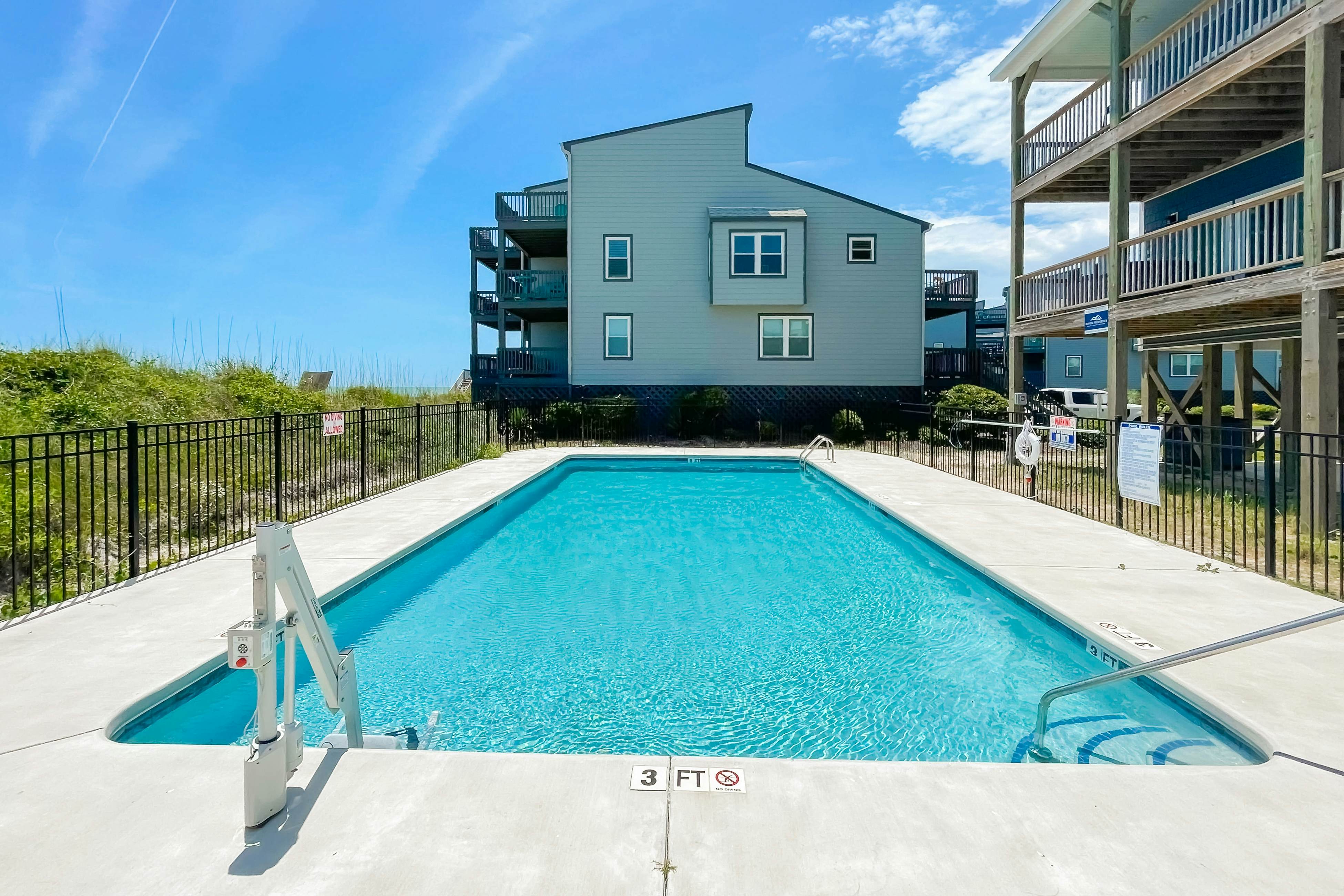 NTB1938 Topsail Serenity