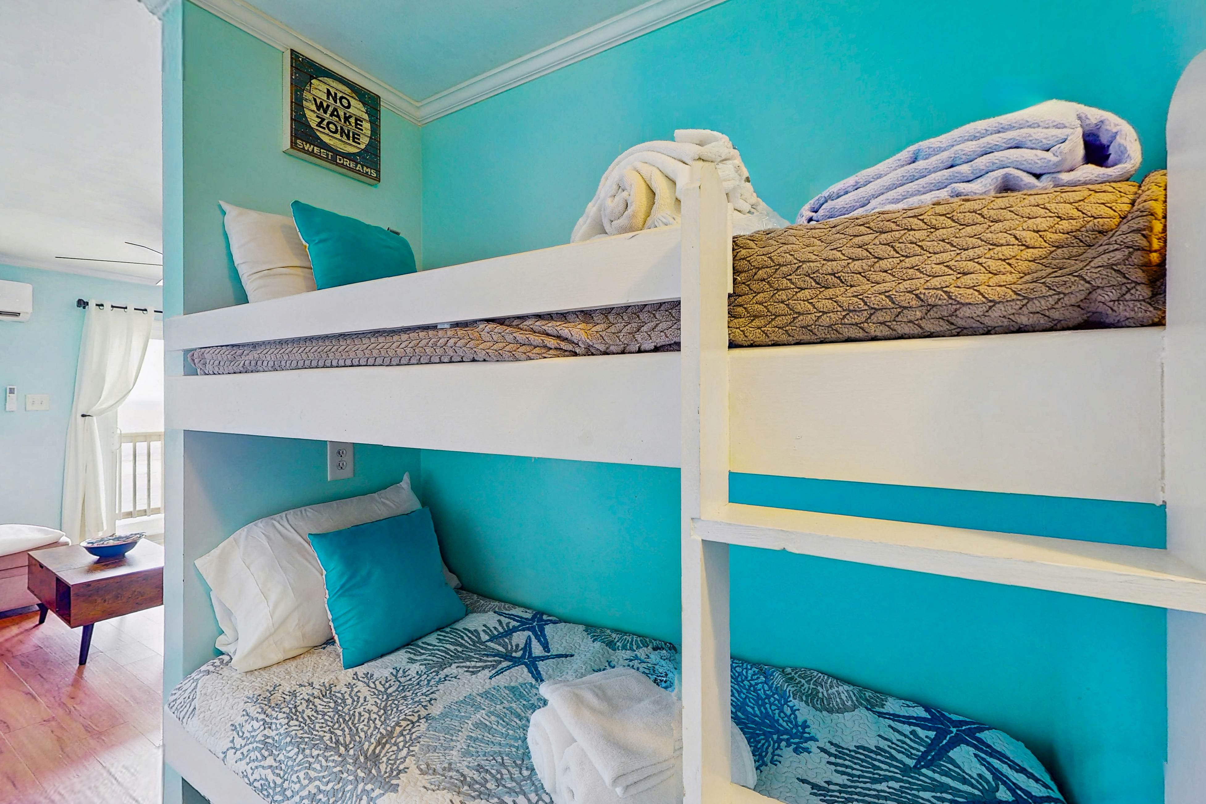 NTBTR216 Topsail Reef 216