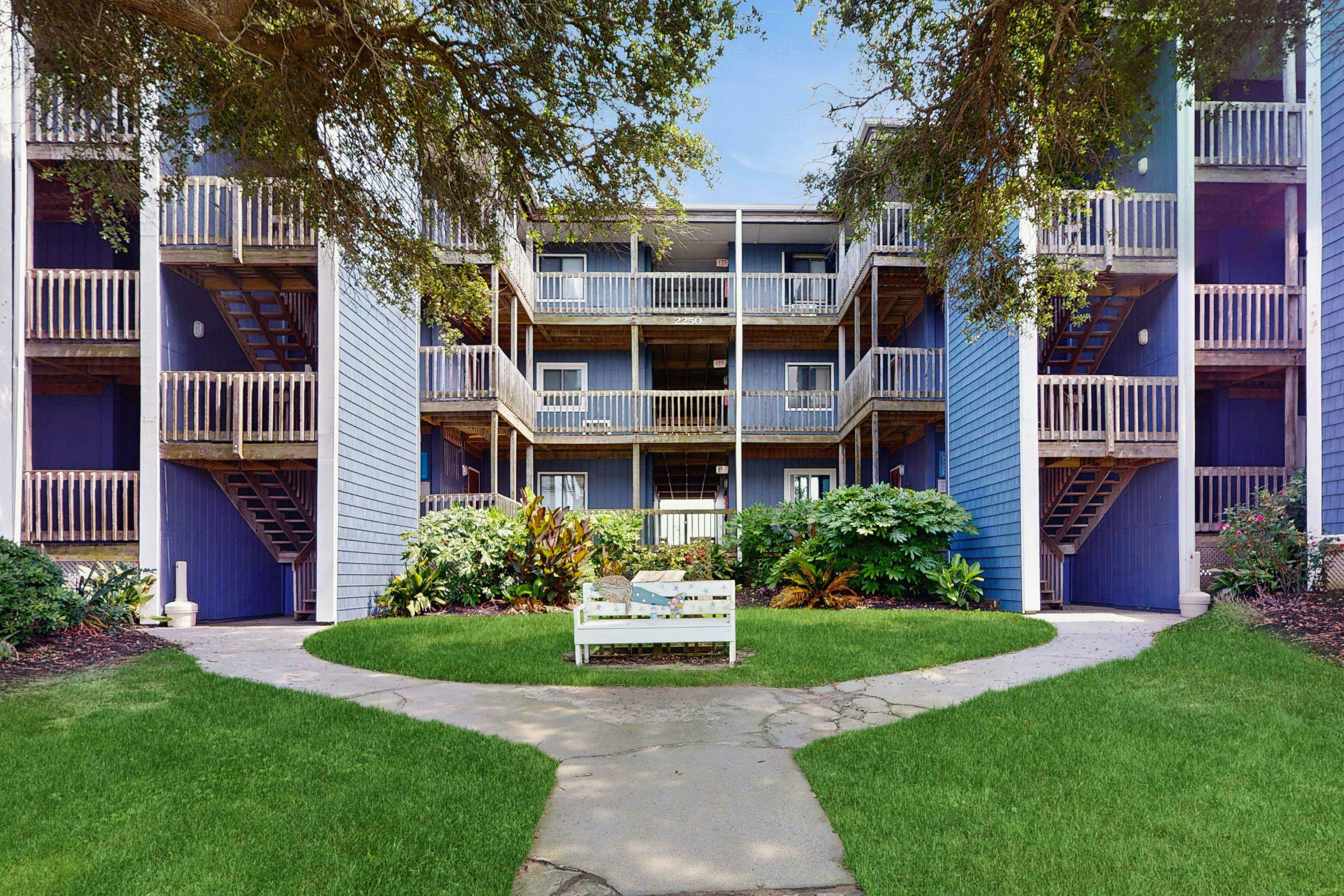 NTBTR216 Topsail Reef 216