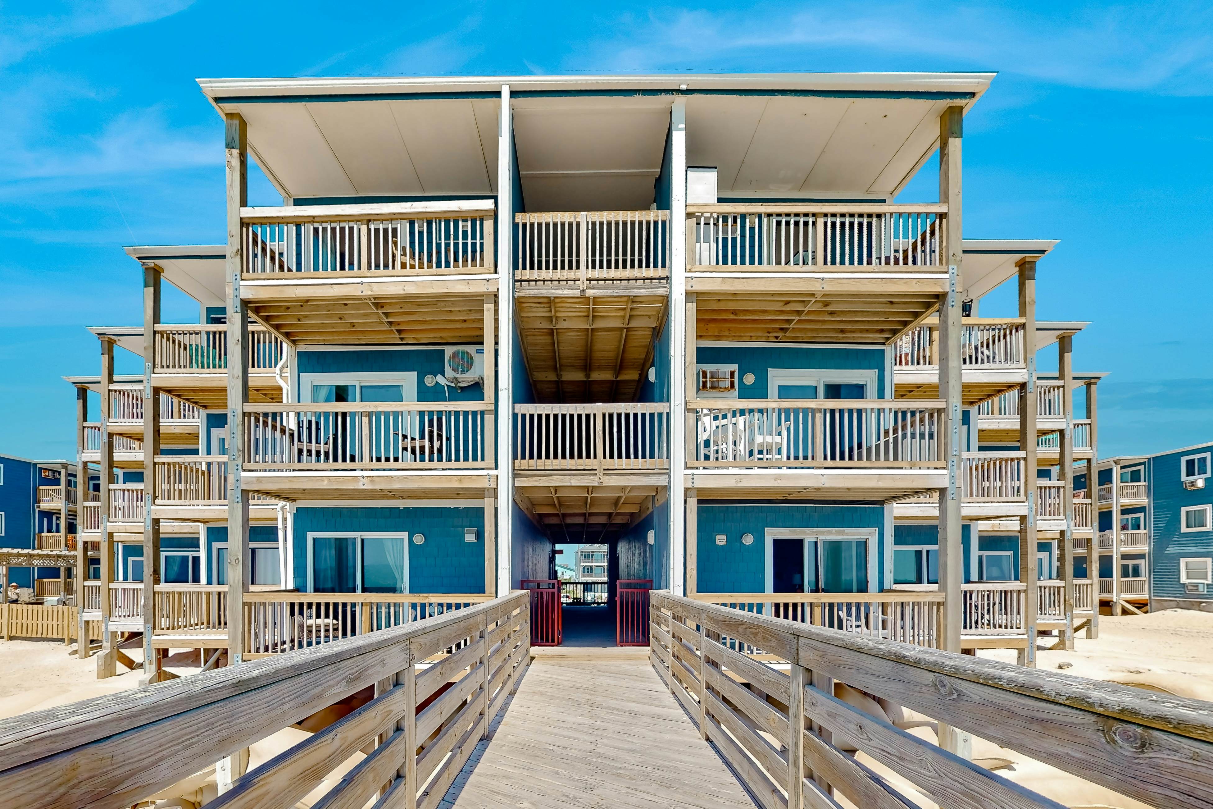 NTBTR216 Topsail Reef 216