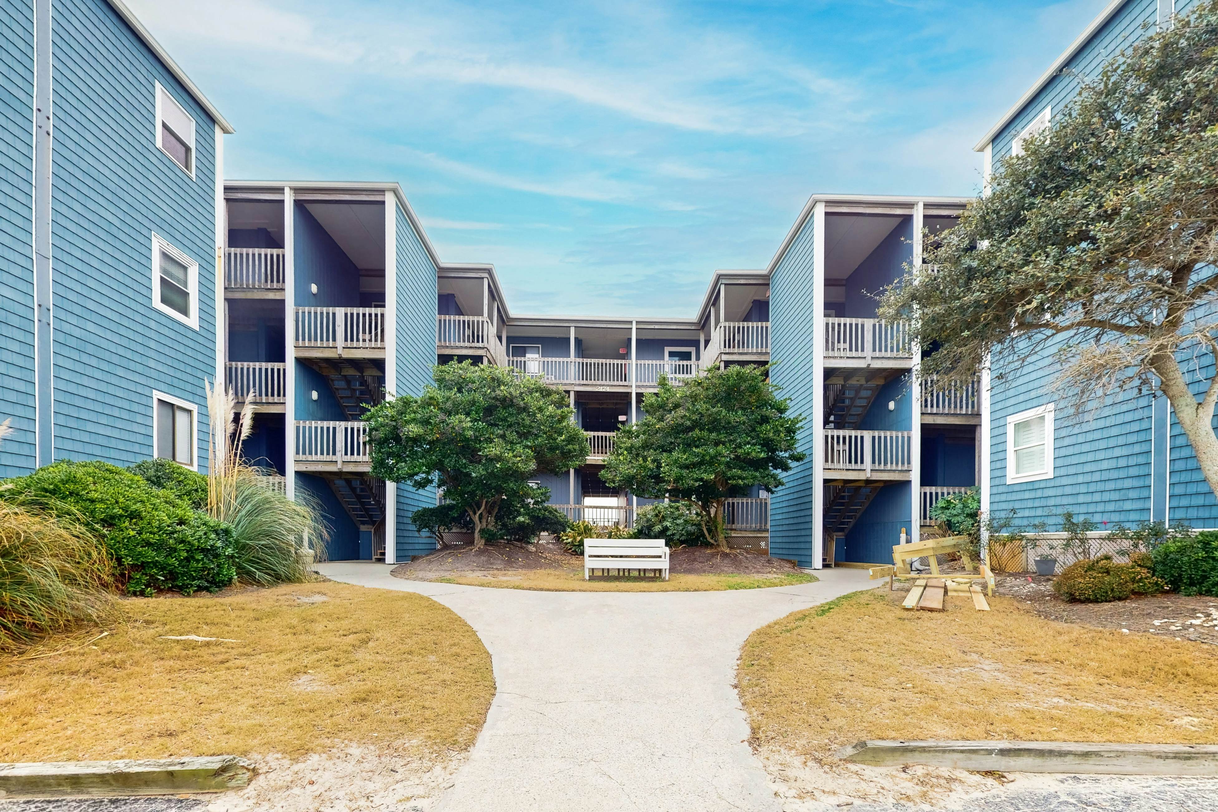 NTBTR385 Let It Beach