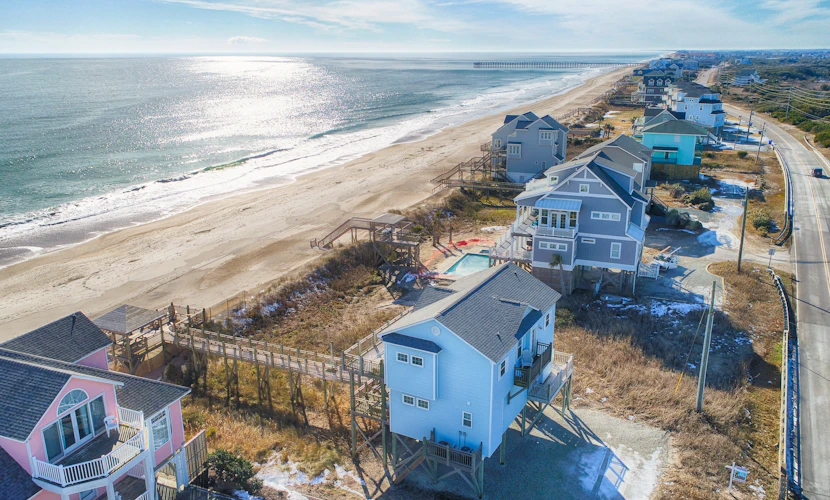 Oceanfront home with great views, central AC, washer/dryer, beach access