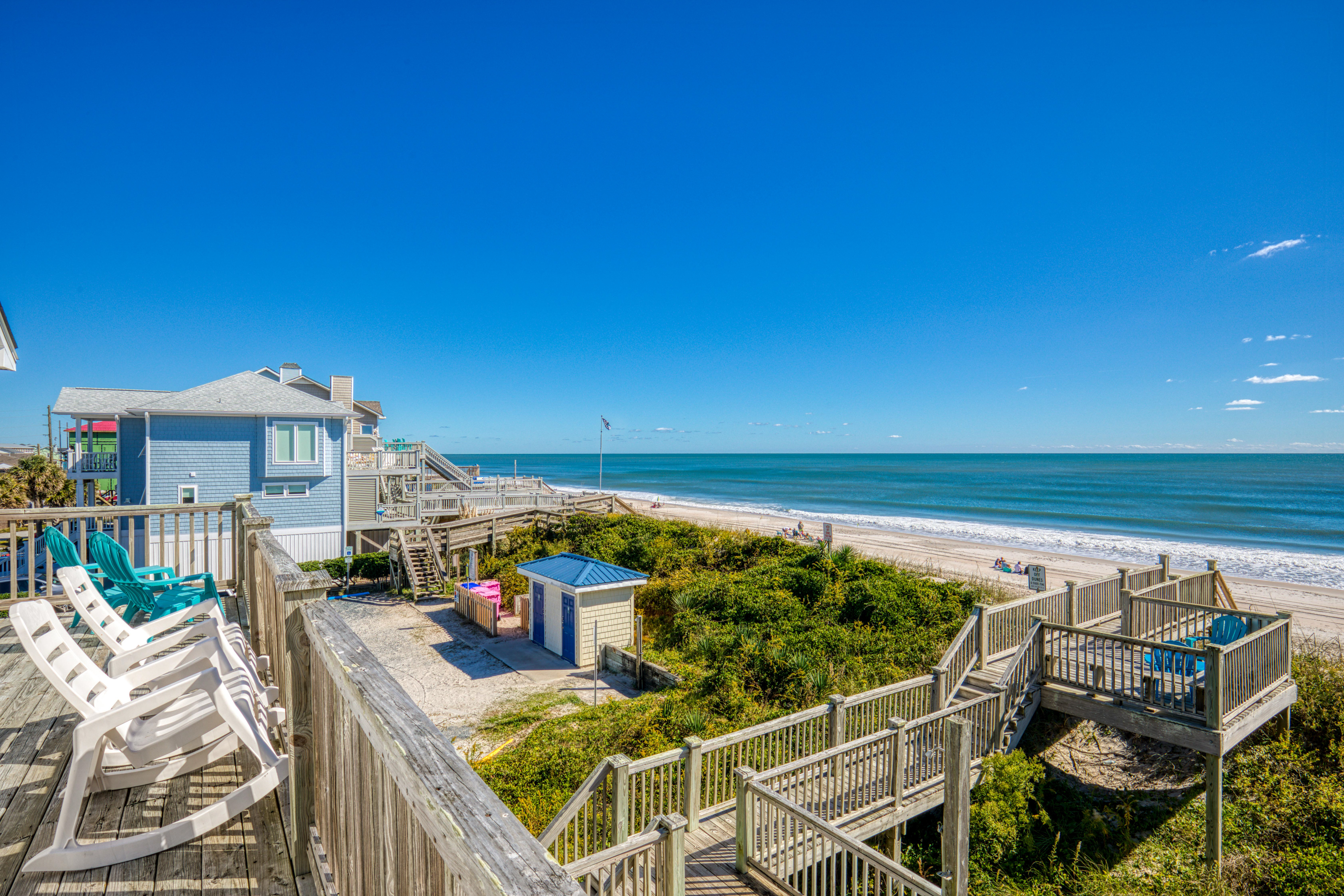 Oceanfront home with beach access, washer/dryer, central AC & golf nearby