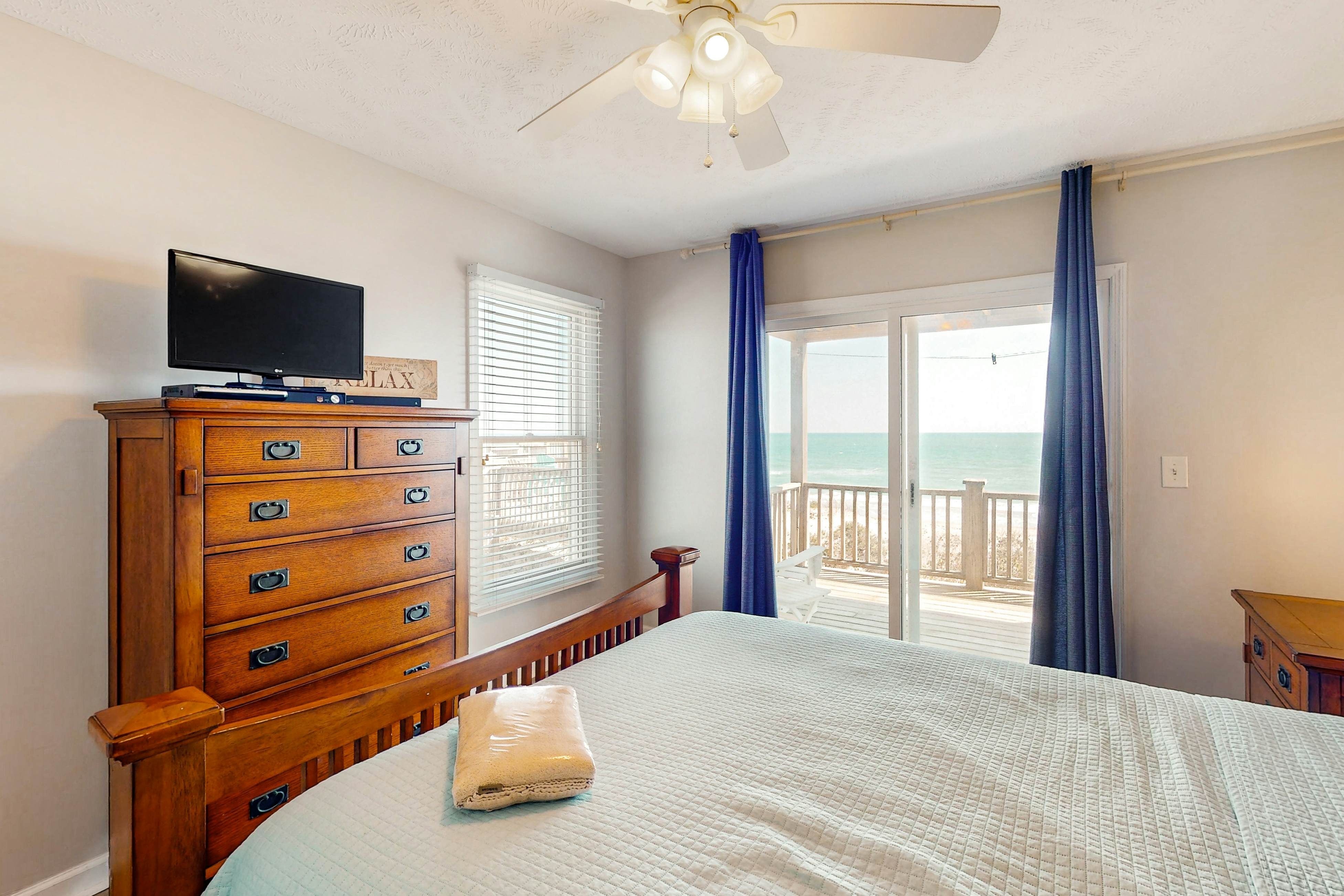 SC726 Sandcastle Sunrise