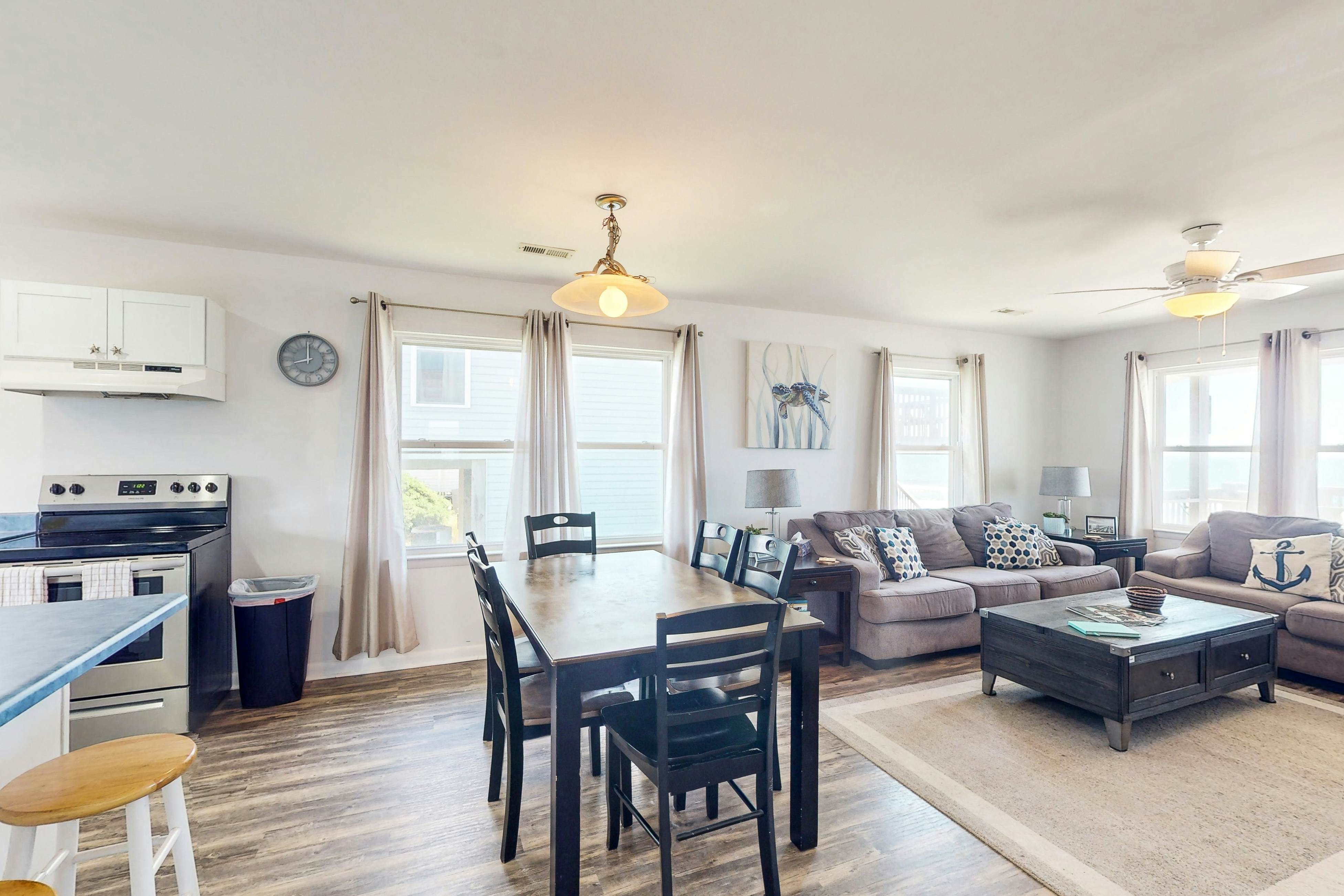 SC1338 Sea Esta Time