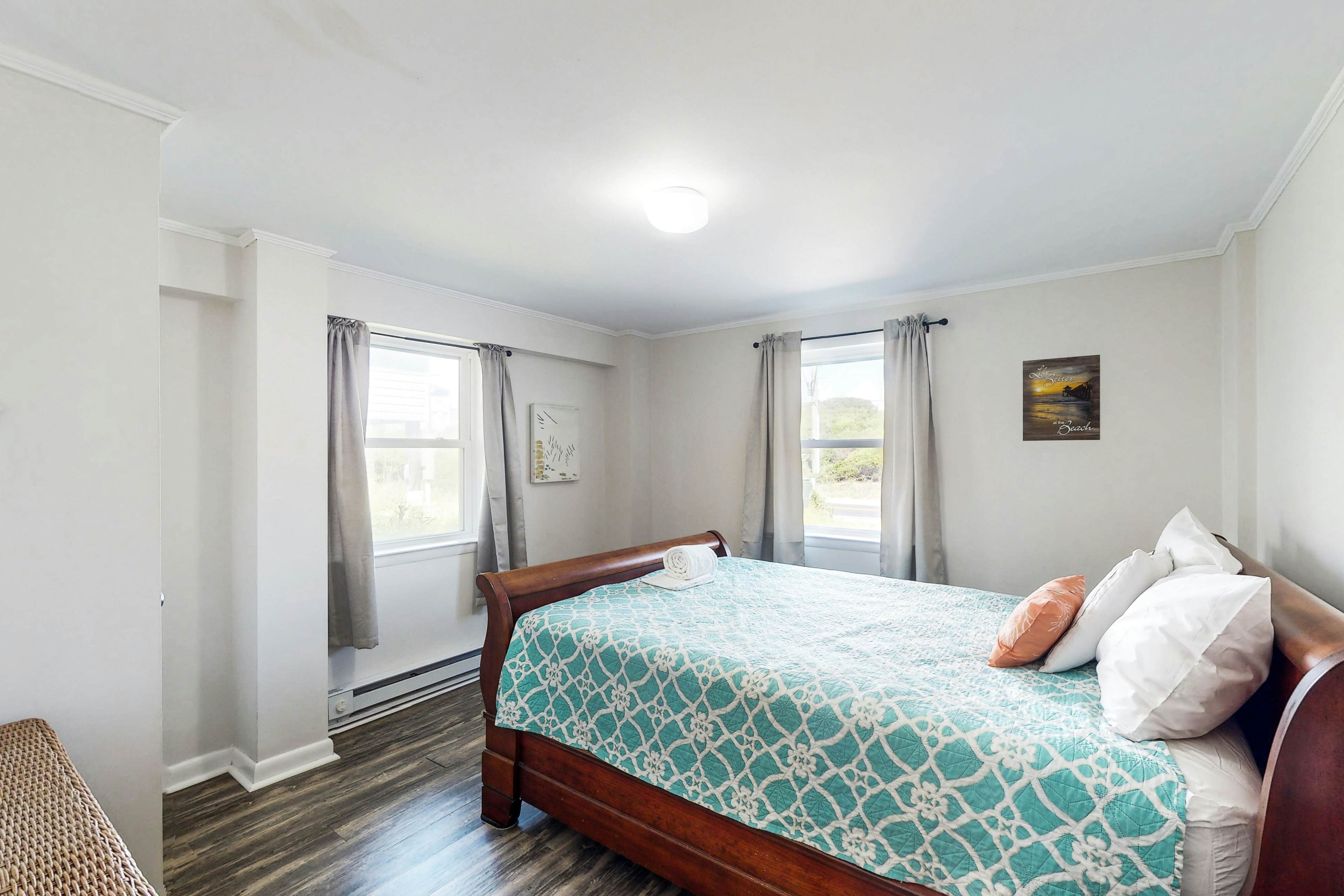 SC1338 Sea Esta Time