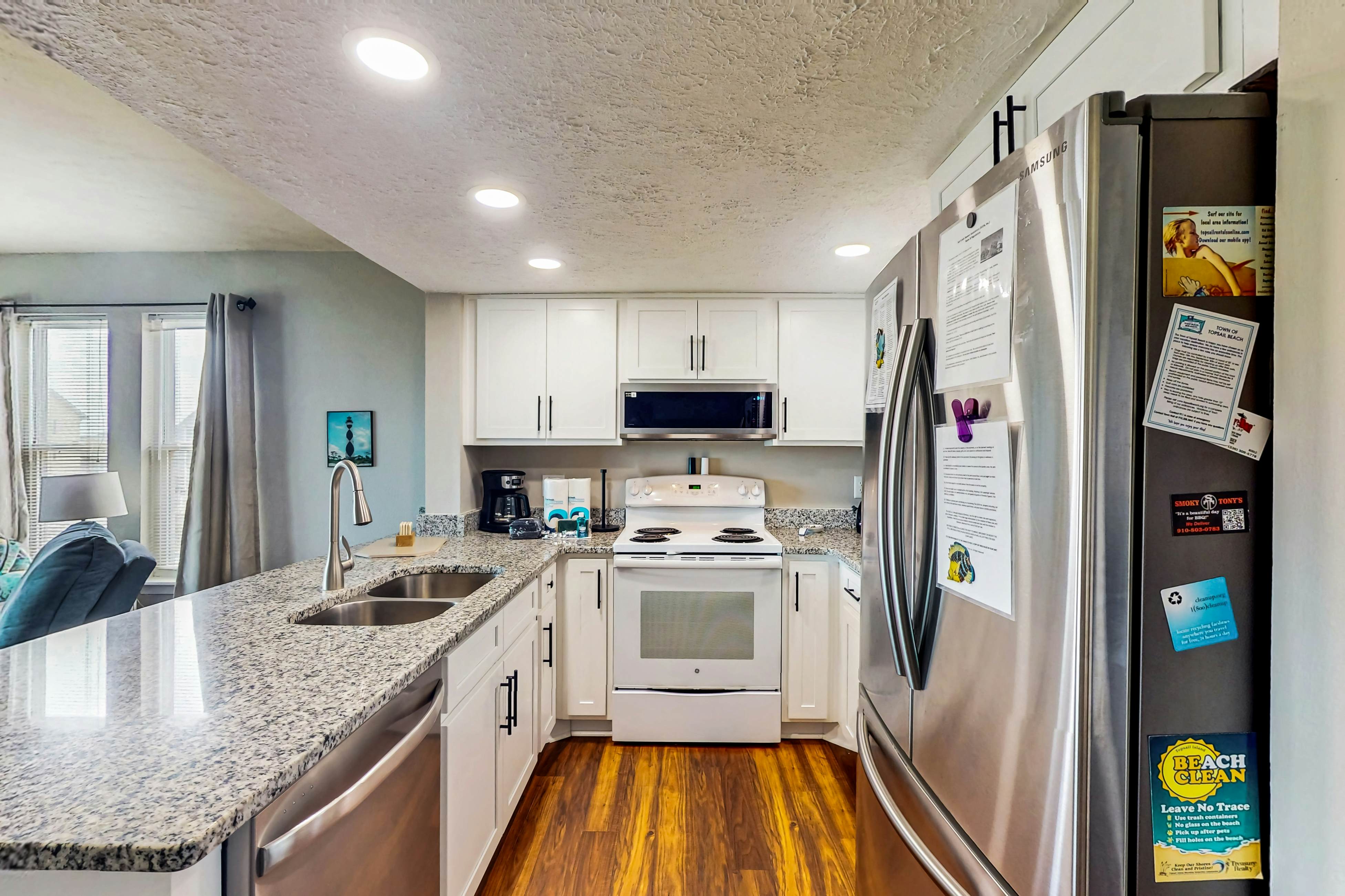 SCSC721 Surf Condo 721 - Beach Nut