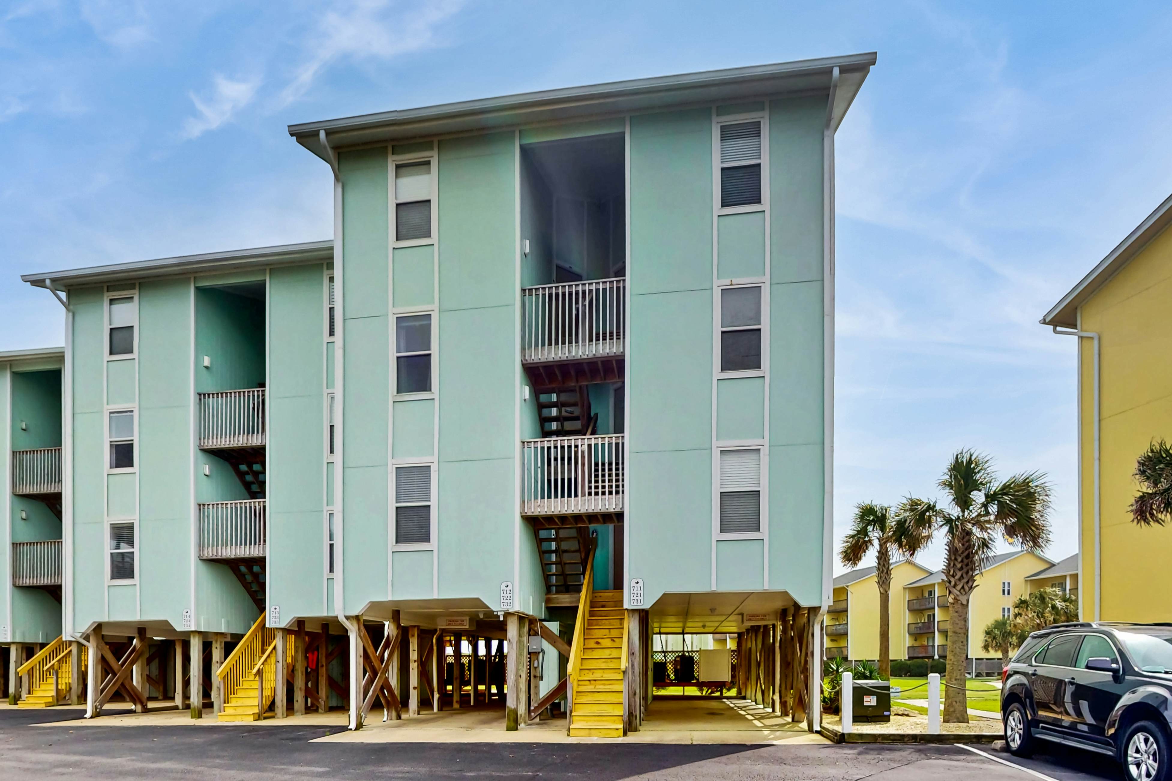 SCSC721 Surf Condo 721 - Beach Nut
