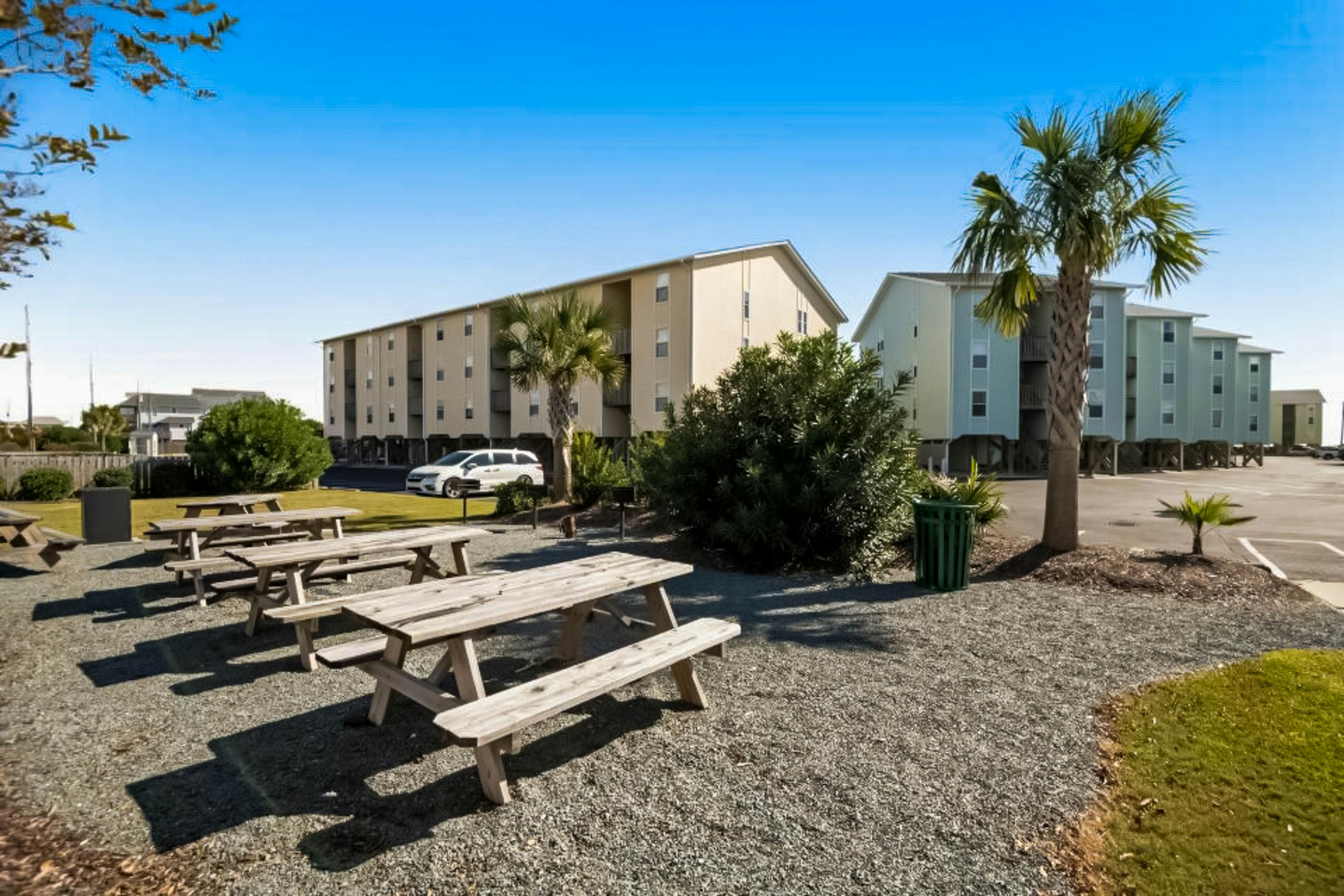 SCSC721 Surf Condo 721 - Beach Nut