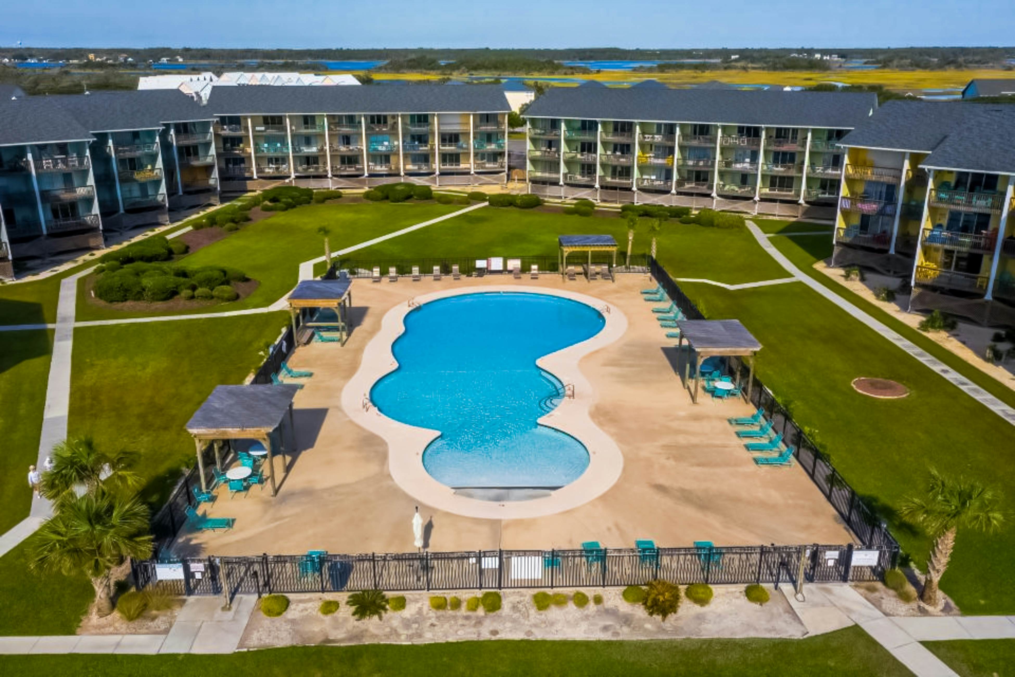 SCSC721 Surf Condo 721 - Beach Nut