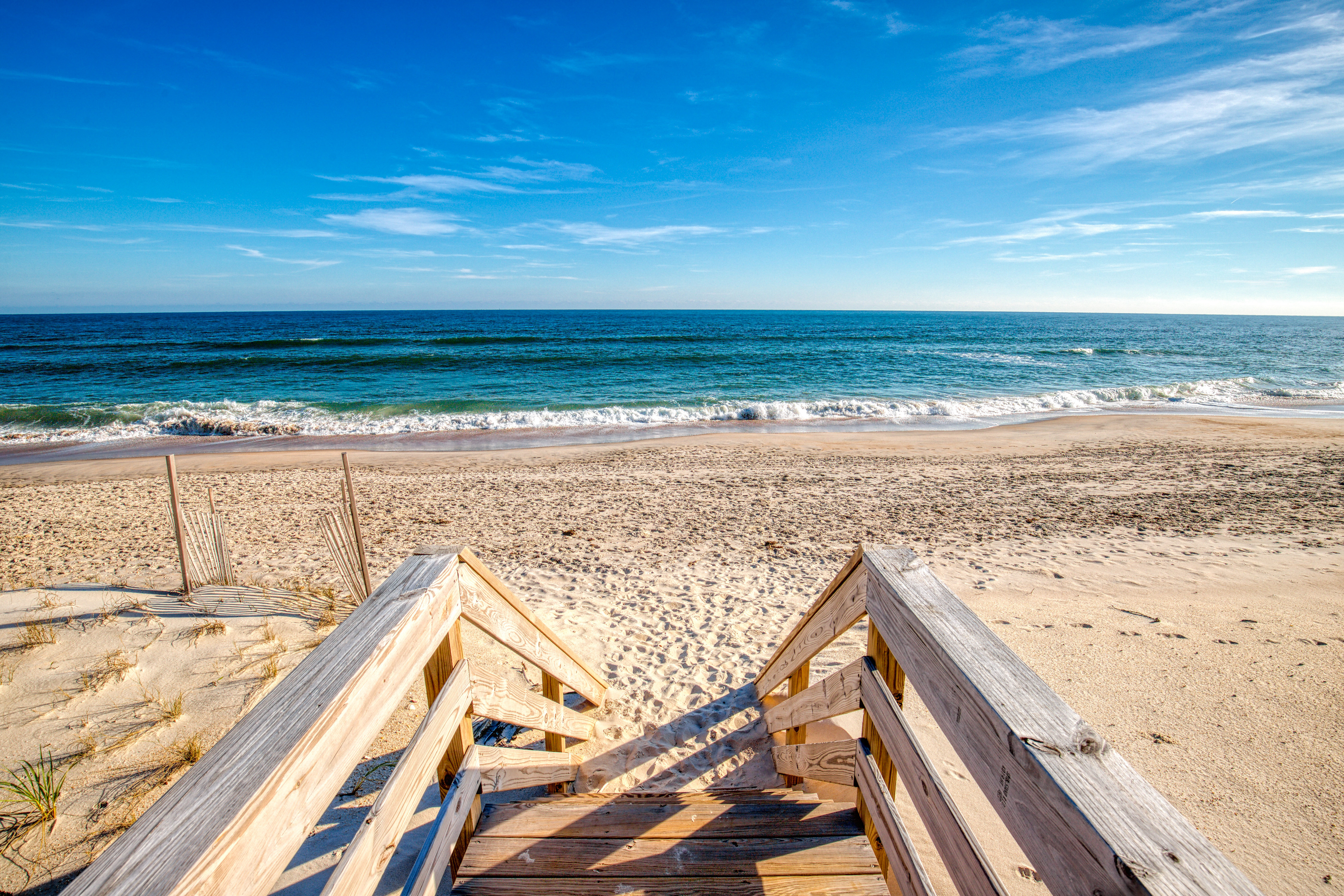 Oceanfront home with beach boardwalk, outdoor shower, decks - dog-friendly