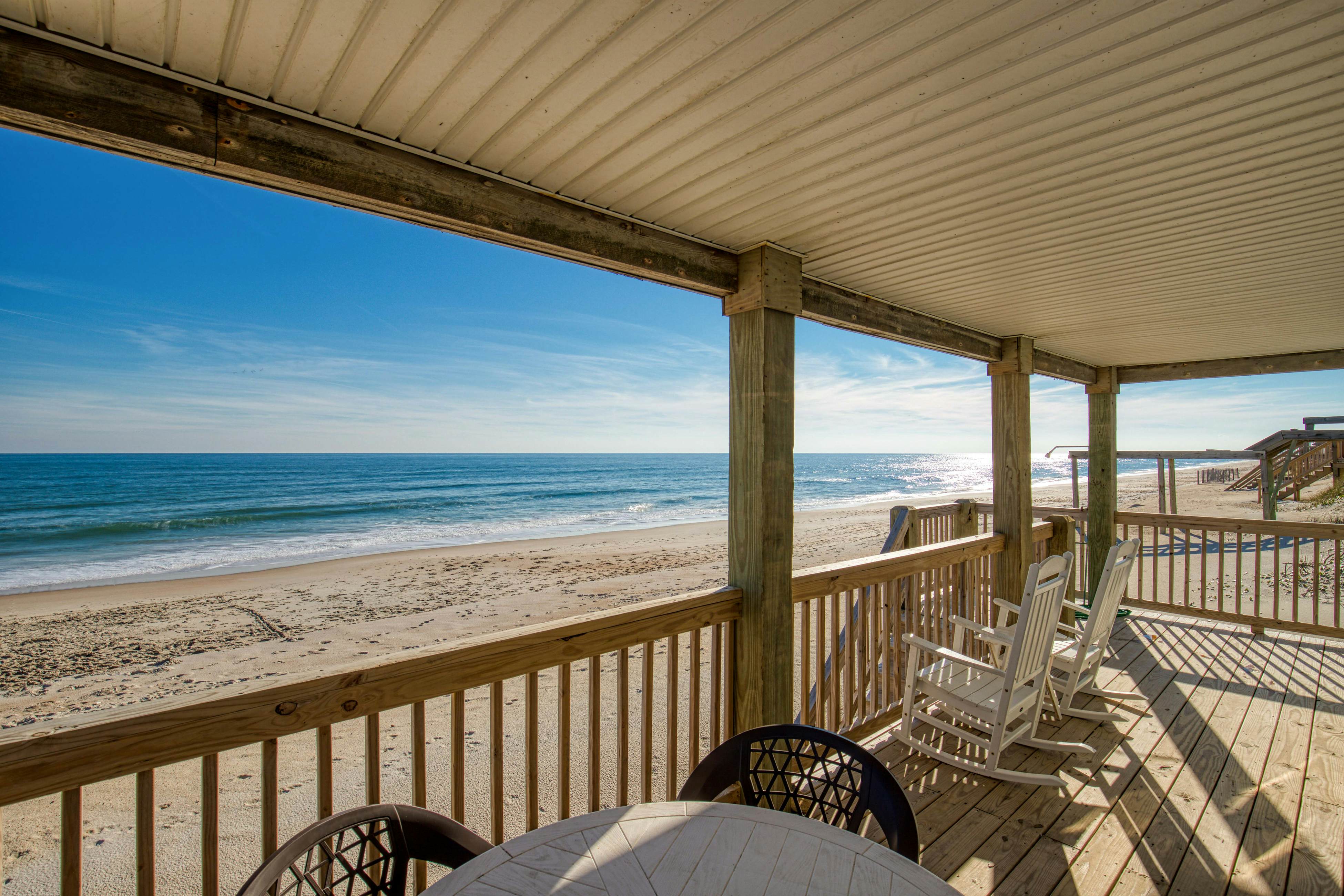 SC1120 Tommy and Dees