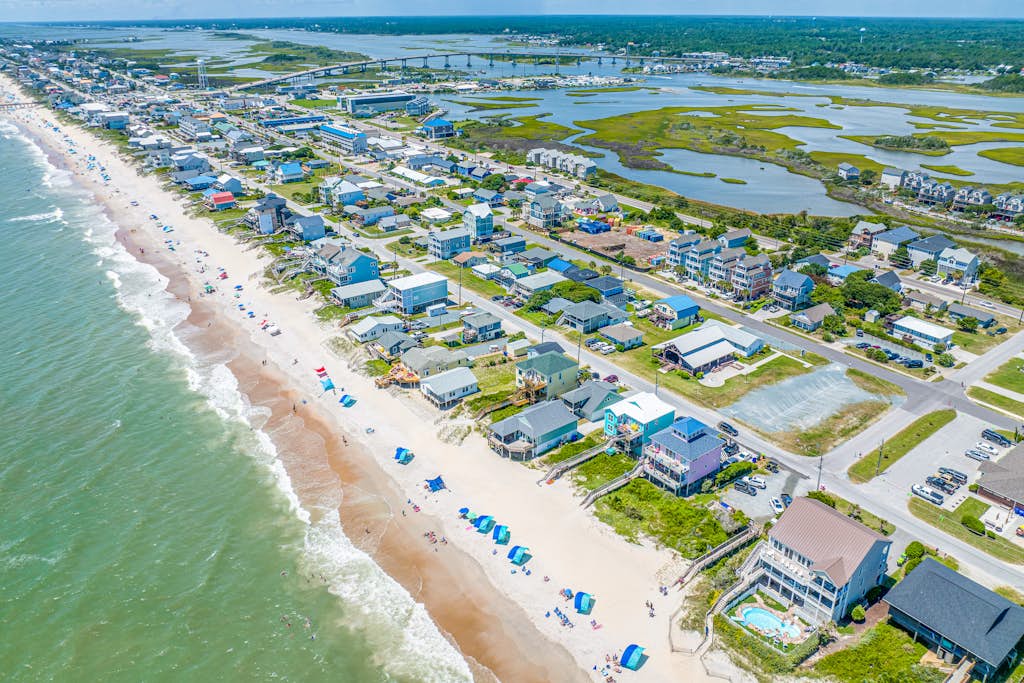 Waterfront duplex with private outdoor pool, enclosed yard, gazebo, sound views