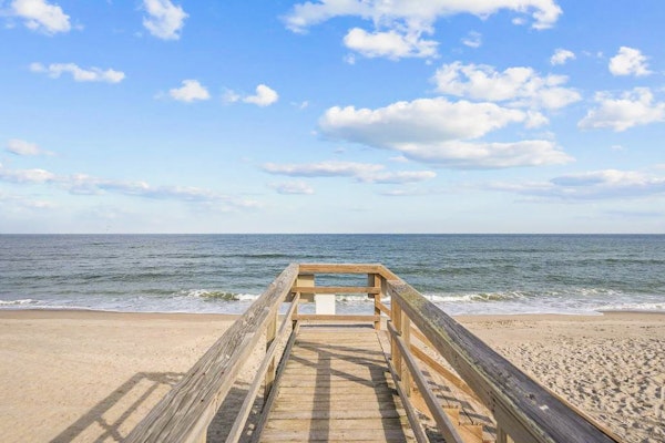 Stunning ocean front condo with shared pool and direct beach access