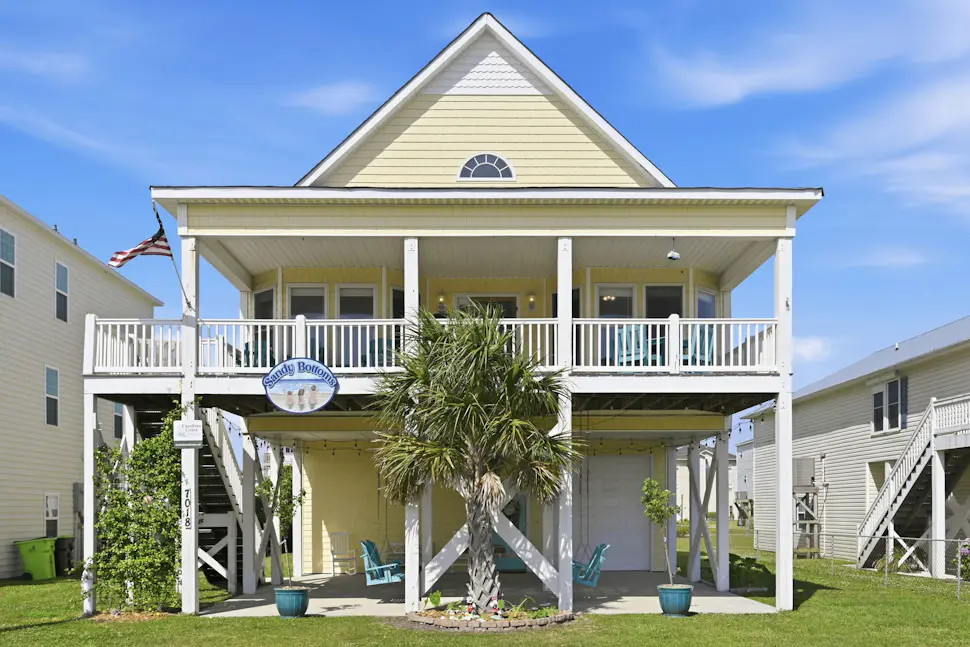 SC7018 Sandy Bottoms | 5 Bed Surf City, NC House | Vacasa