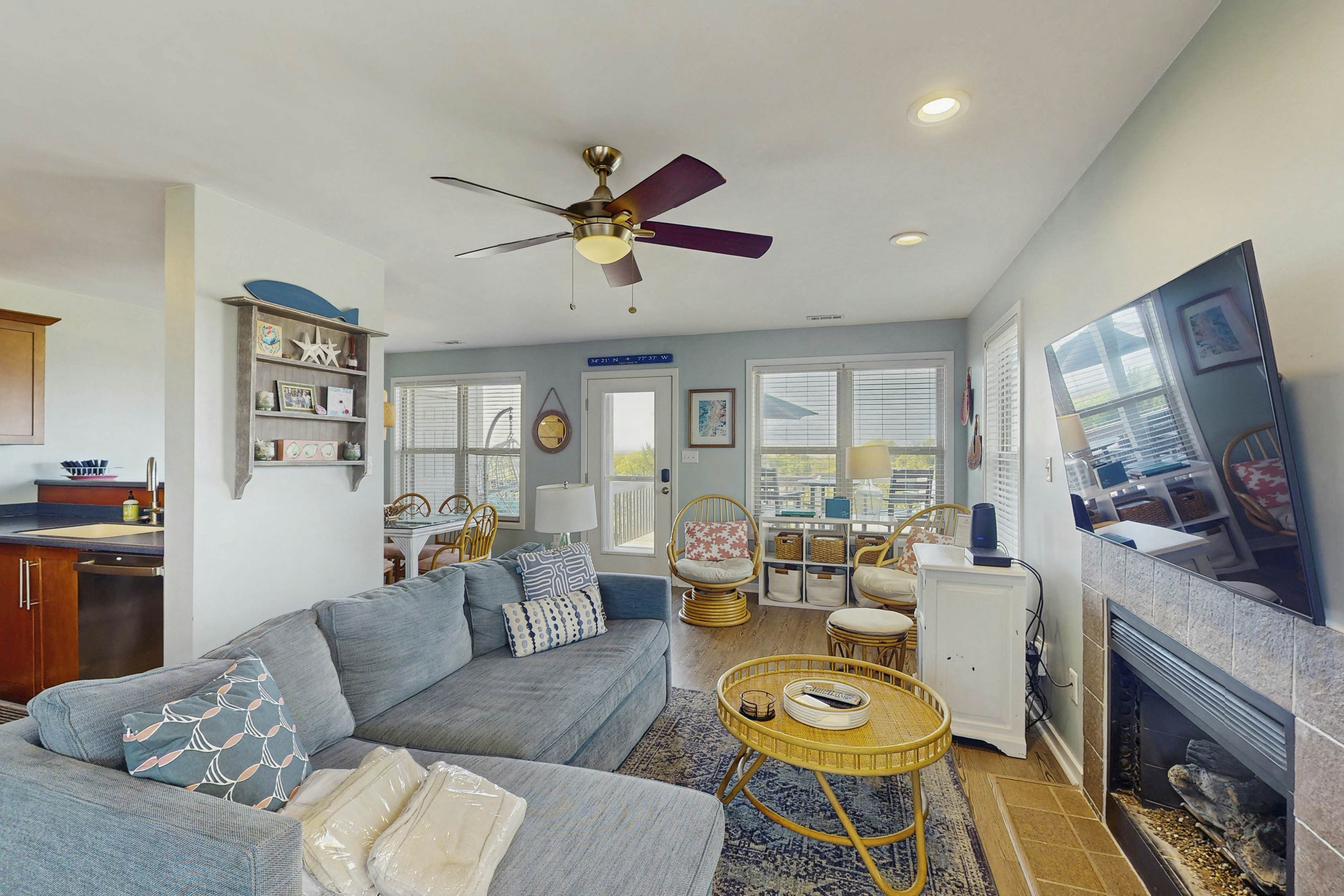 TBSP2131B Carolina Daze - Serenity Point