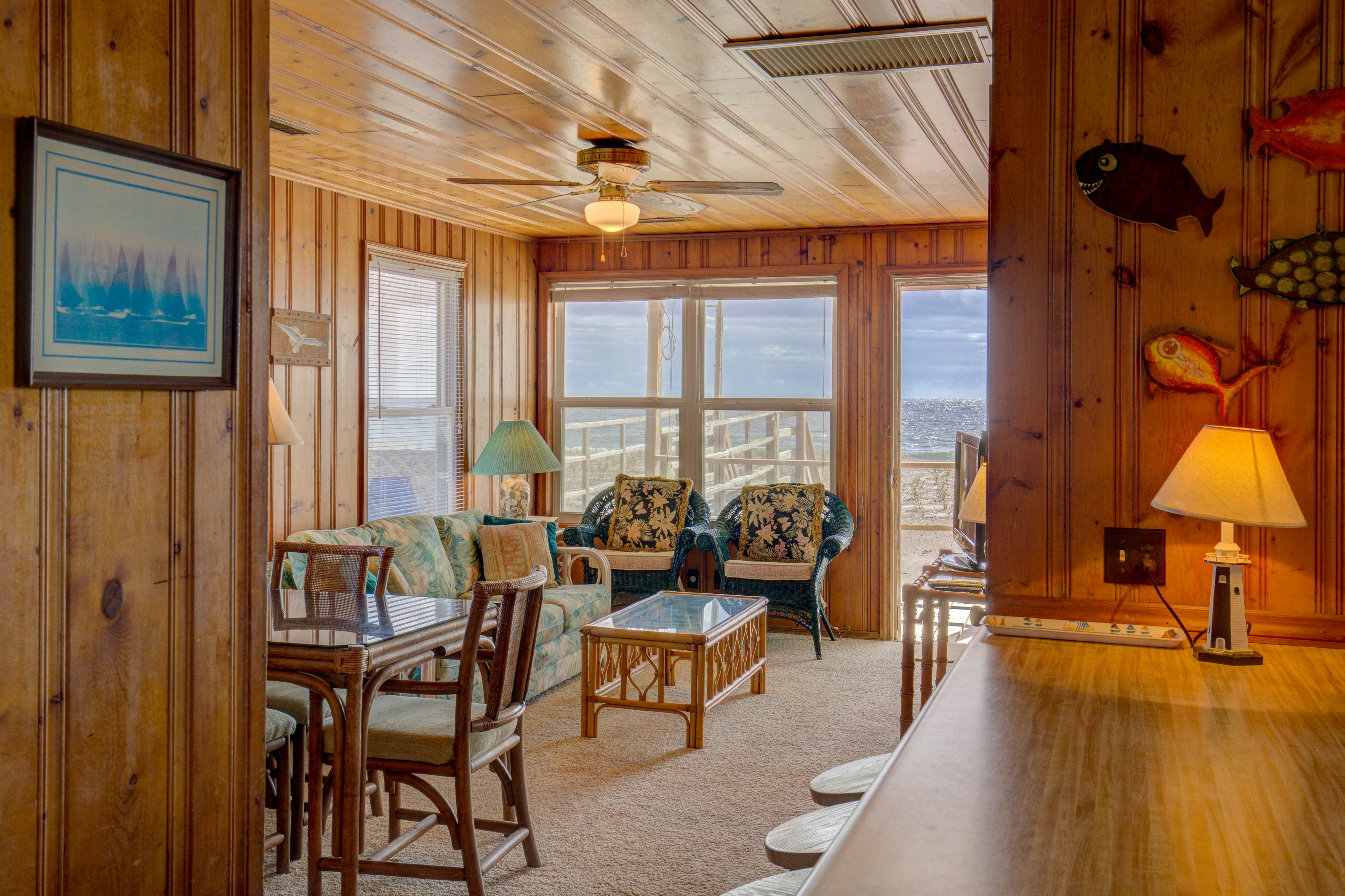 TB1419 Gresham - Topsail Beach