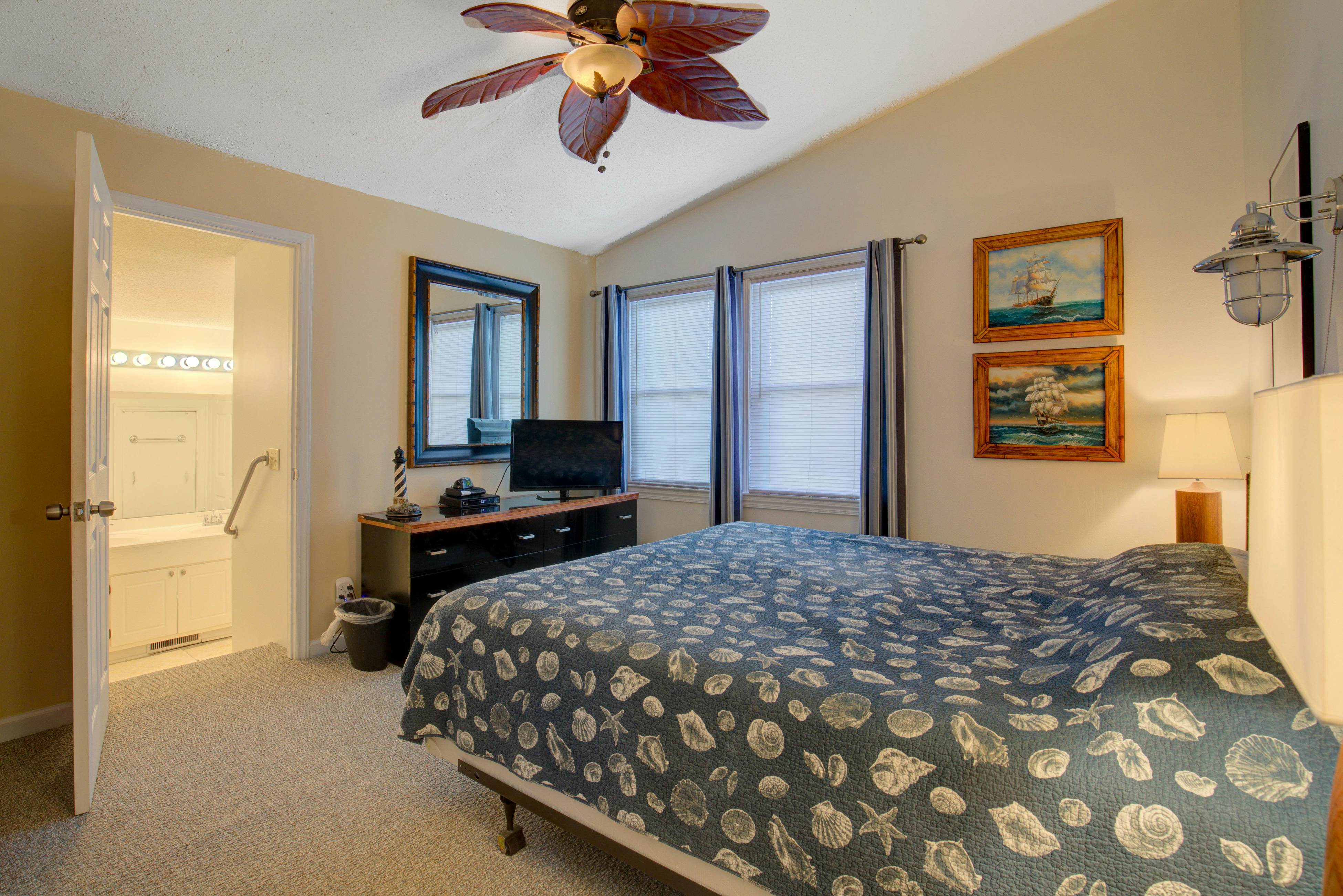 TB1193 Sandy Landing