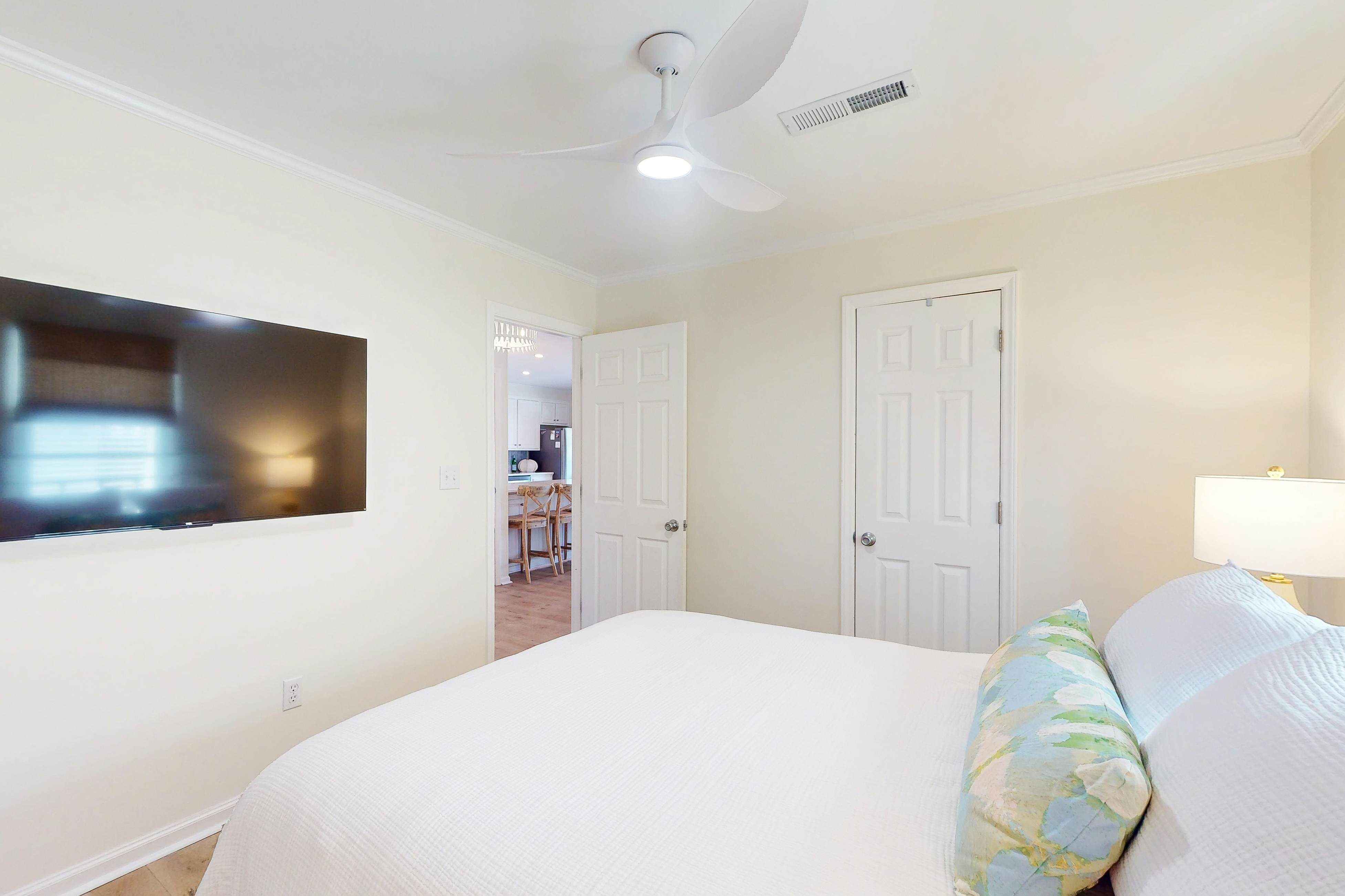 TB1514 The Go Fish Cottage