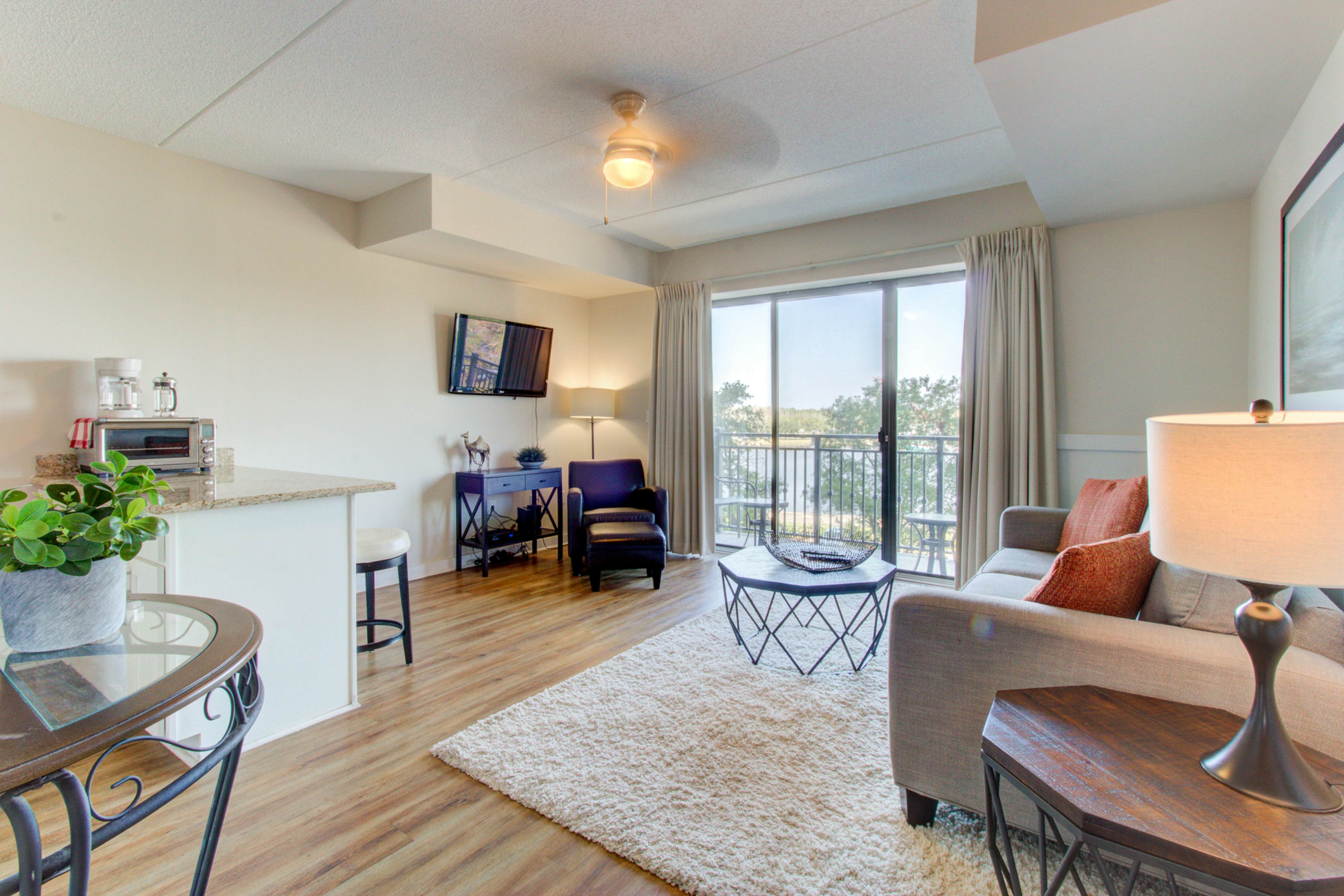 WI28 Water Street Condos Unit 411