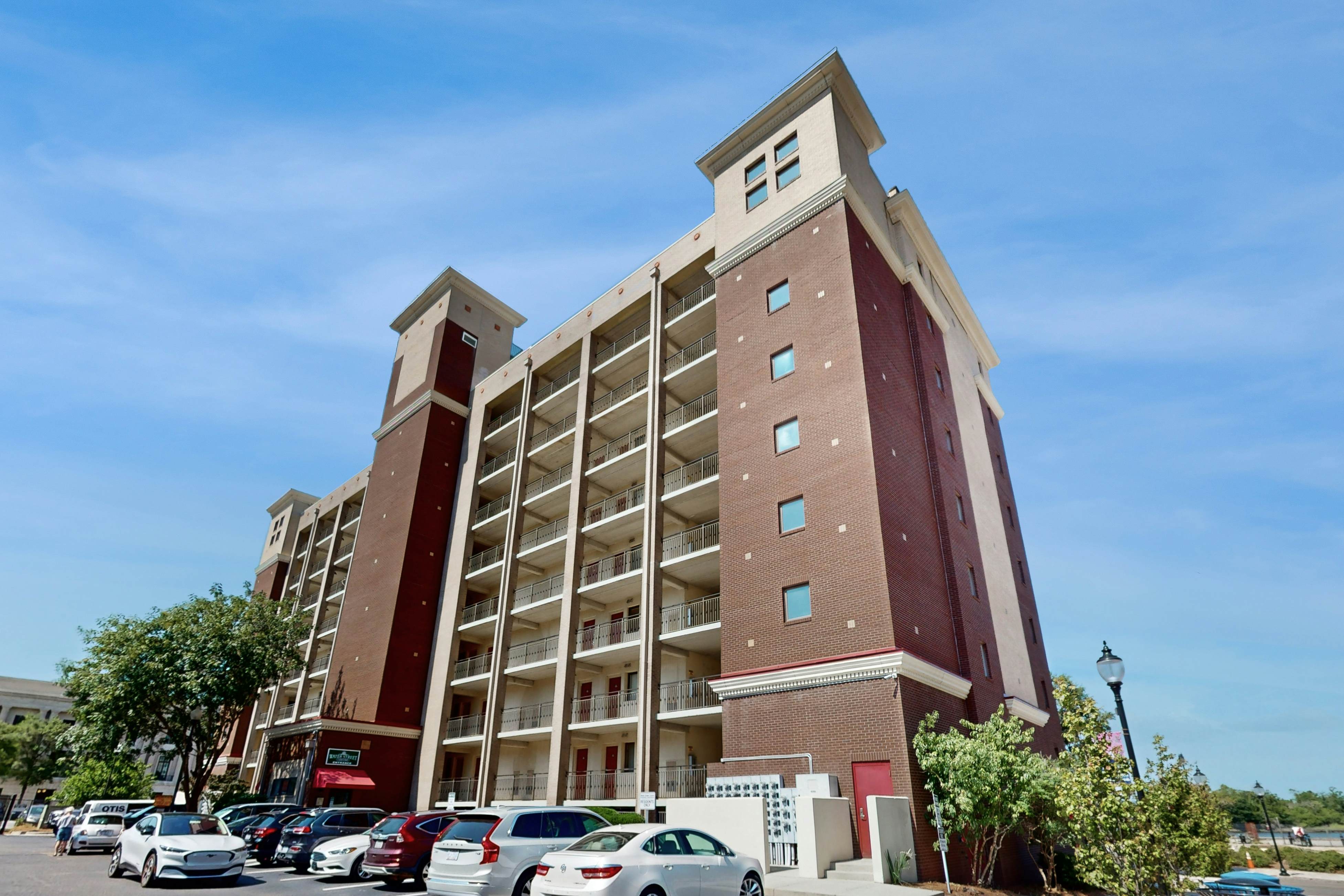 WI30A River View Suite 203