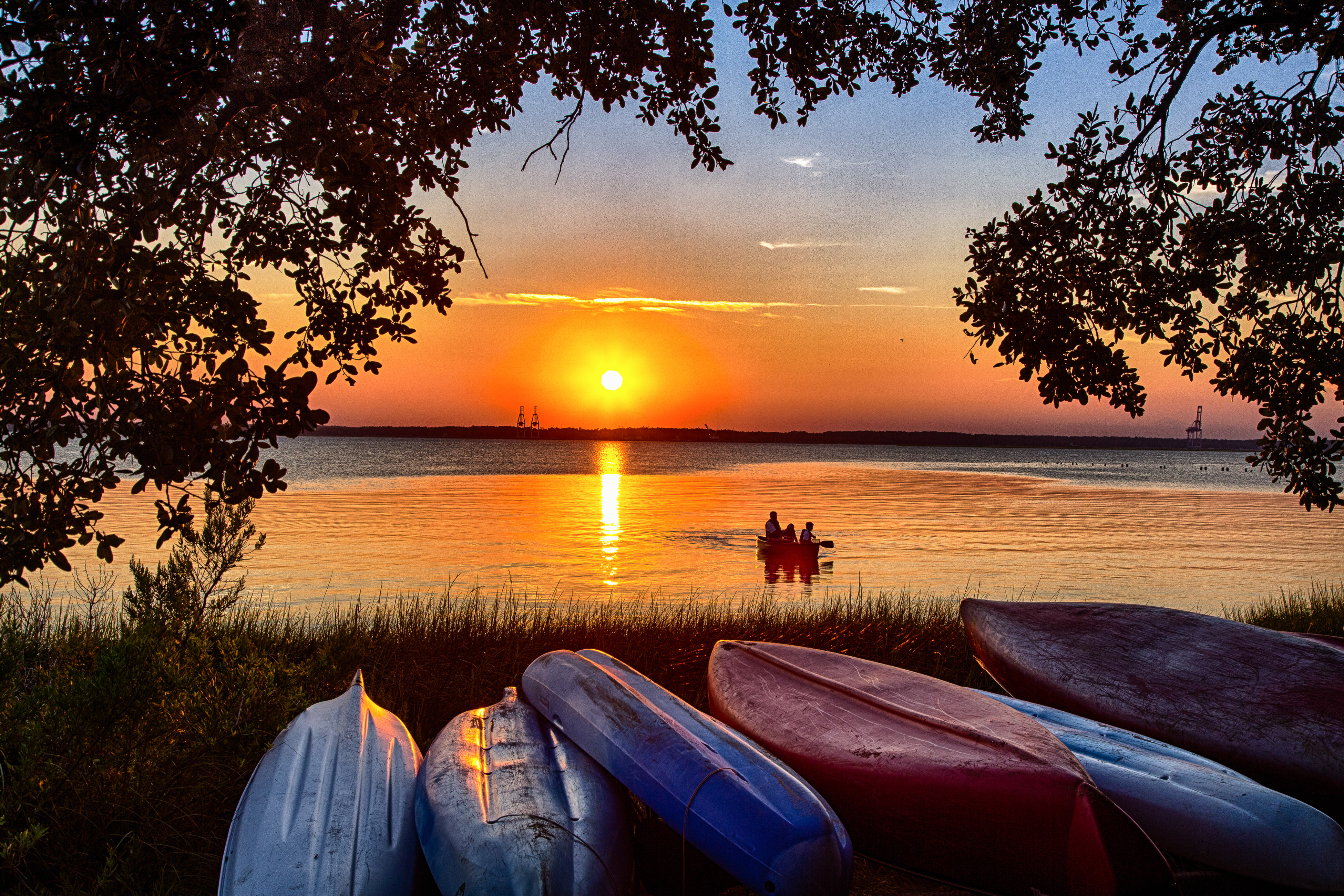 Condo with balcony, walkable locale, great views of Cape Fear River