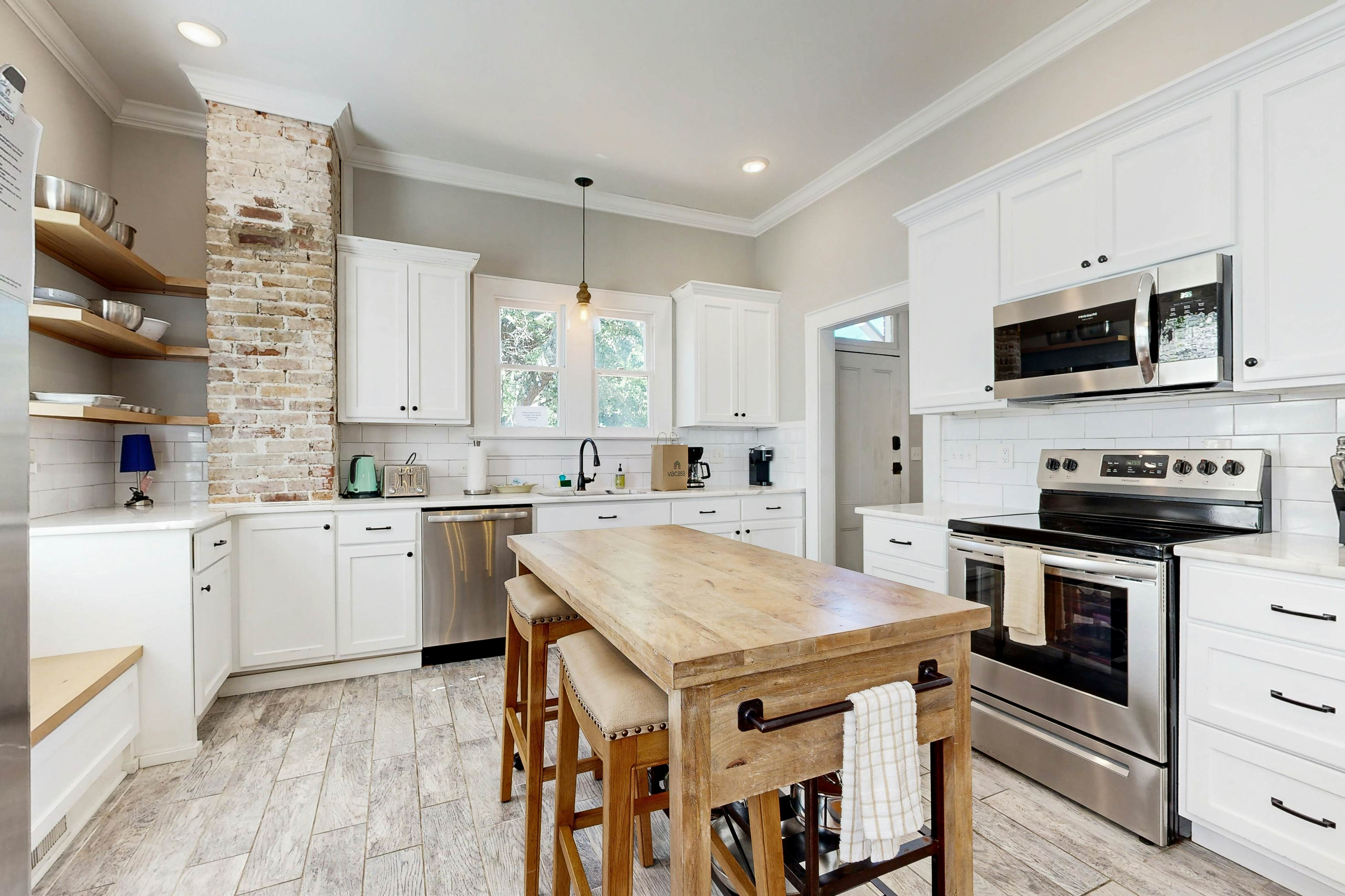 WI47 Historic Charmer