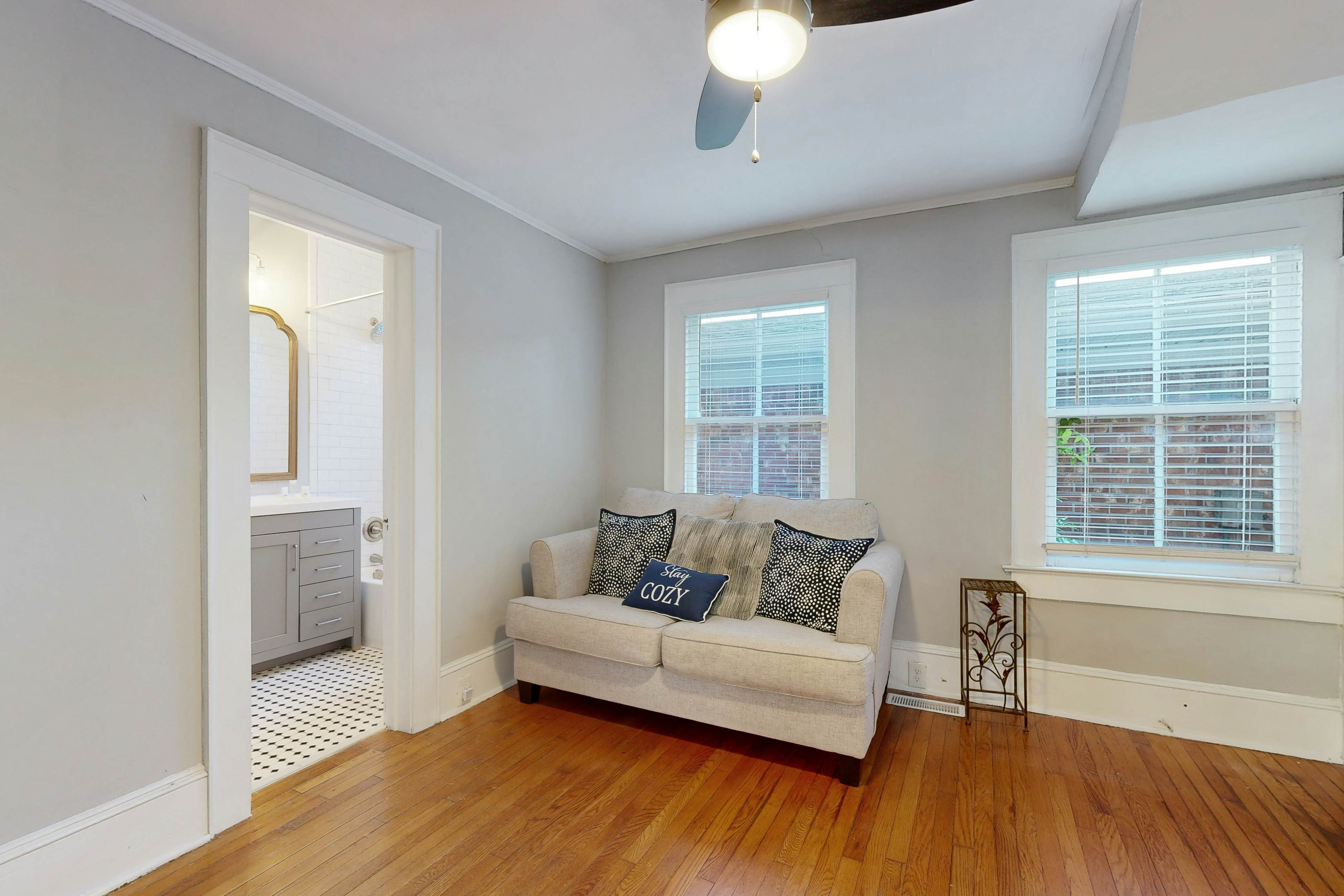 WI47 Historic Charmer