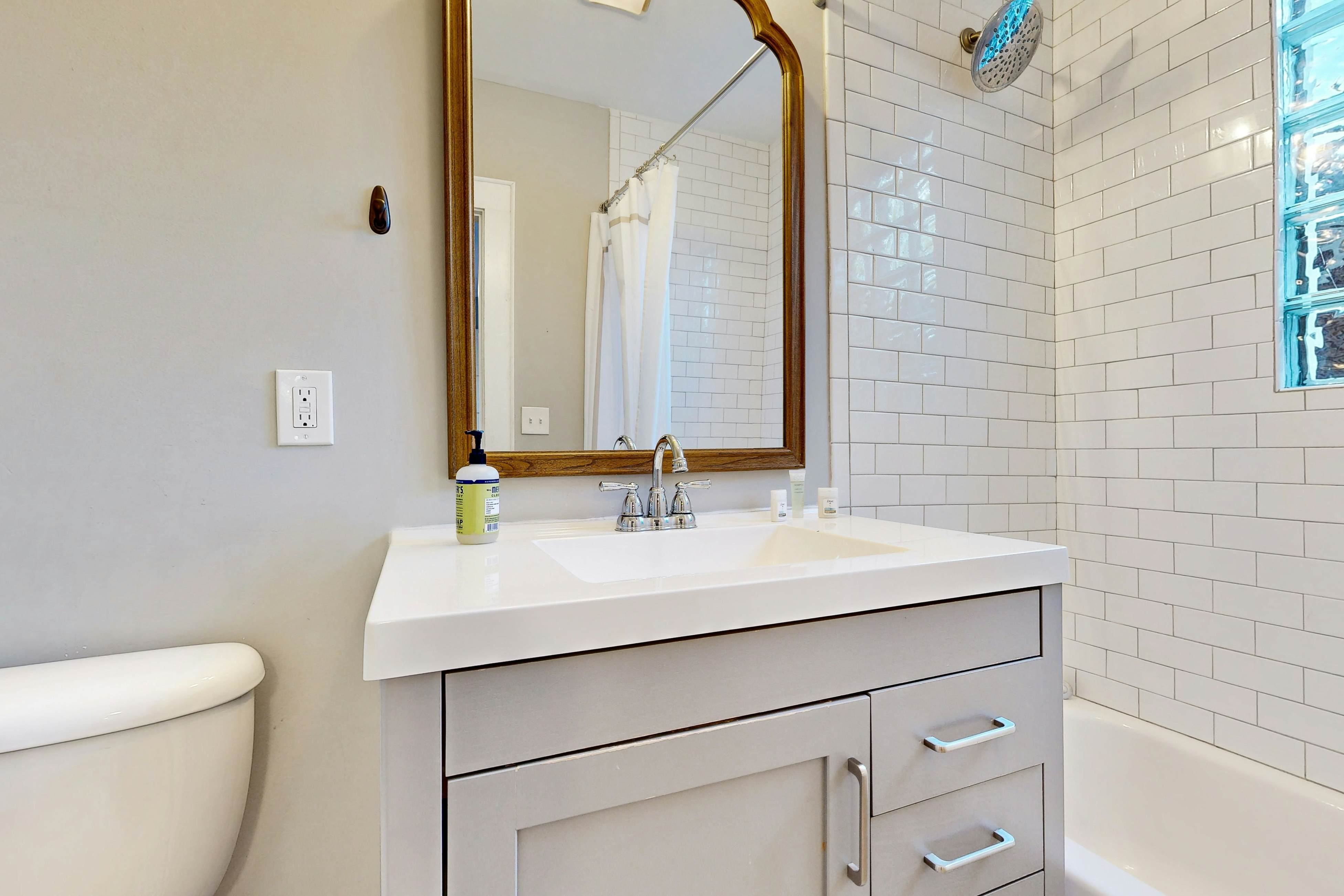 WI47 Historic Charmer