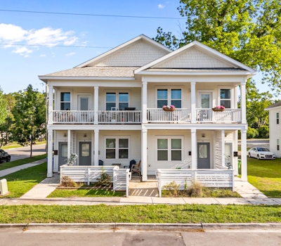 WI87 Country-Chic Retreat