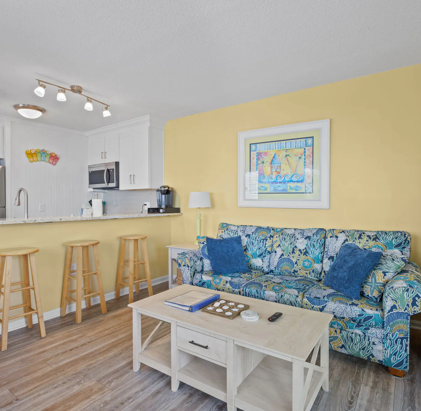 CB05 Cozy Carolina Beach Condo