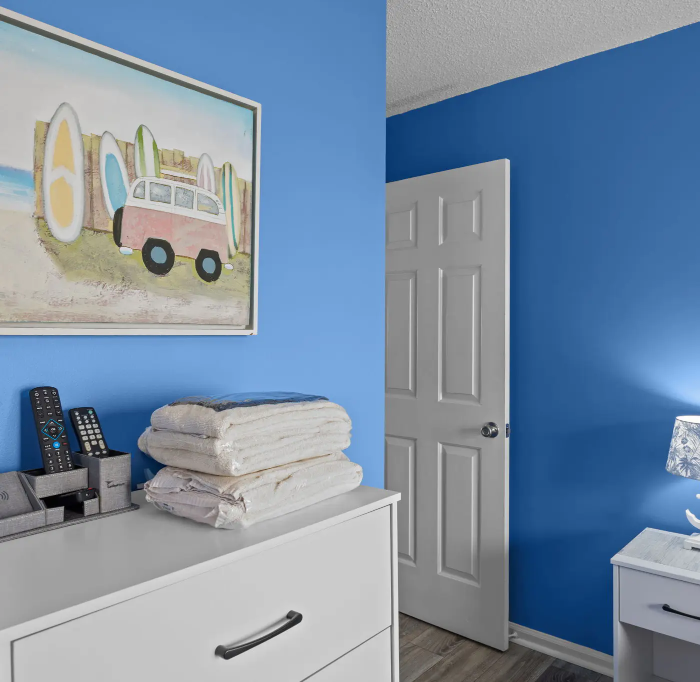 CB05 Cozy Carolina Beach Condo