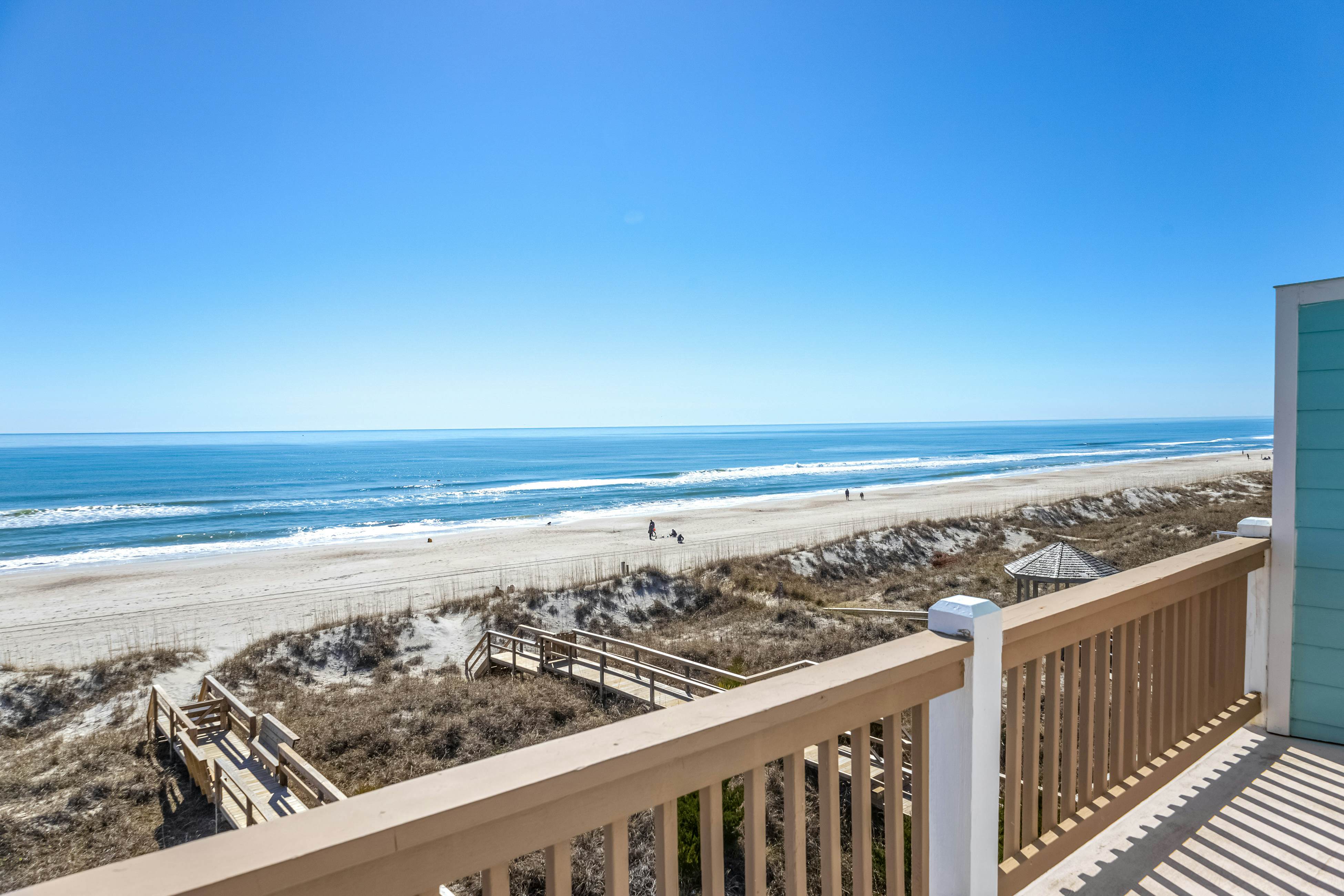 CB21 The Herons Hideaway -Oceanfront