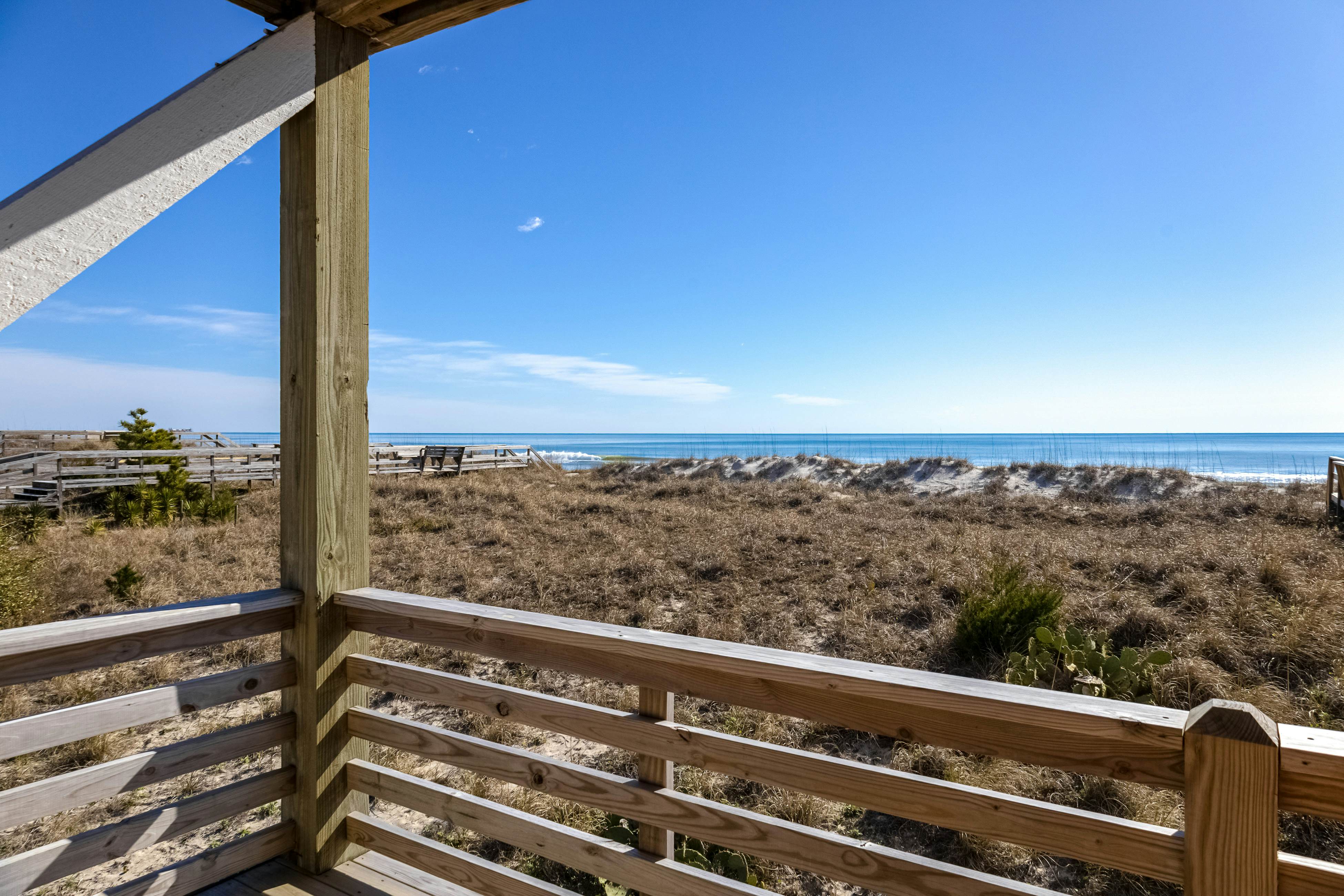 CB21 The Herons Hideaway -Oceanfront