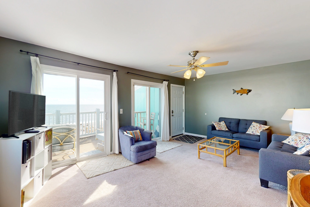 CB79 Carolina Beachfront Beauty