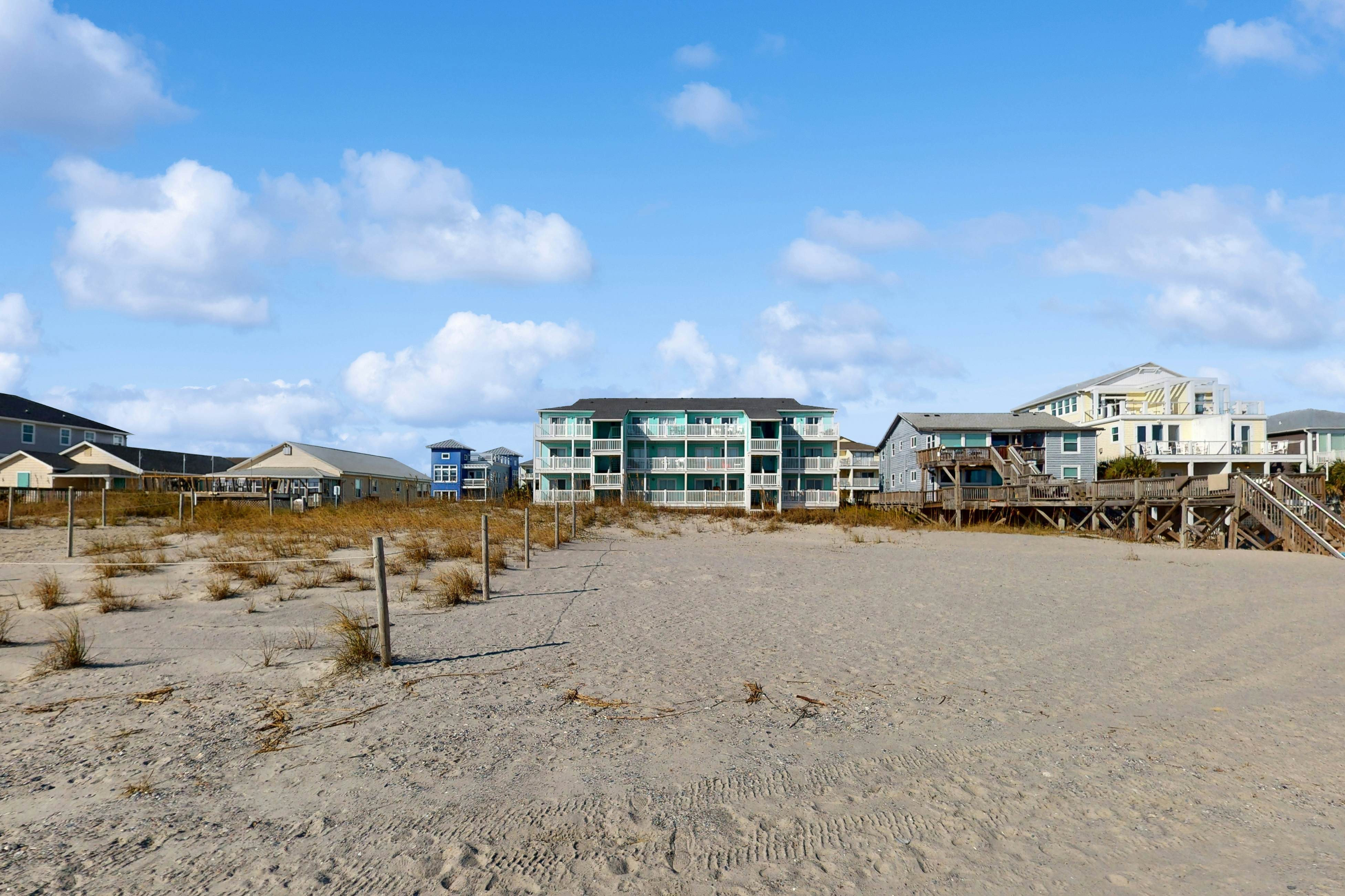 CB79 Carolina Beachfront Beauty