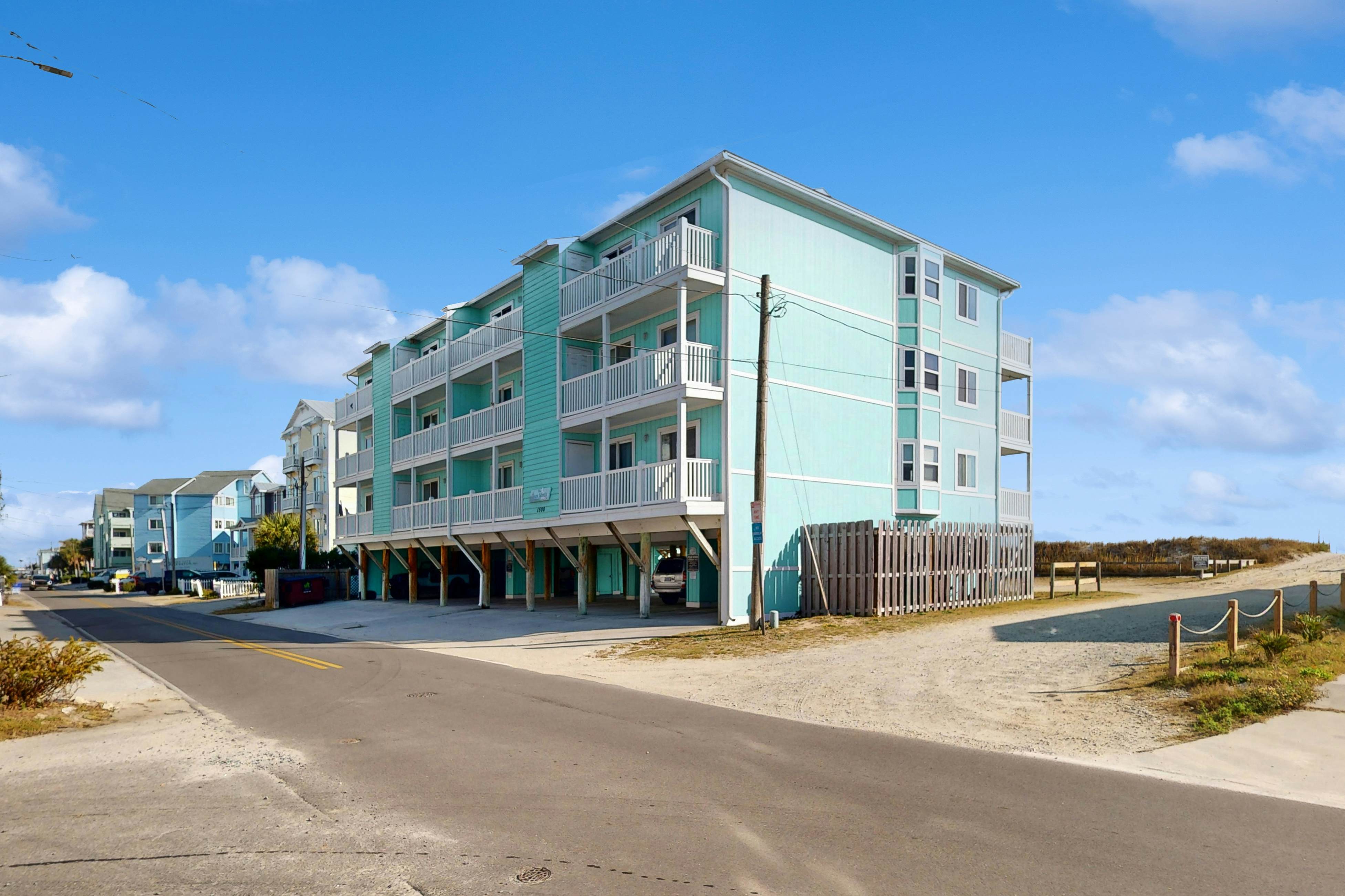 CB79 Carolina Beachfront Beauty