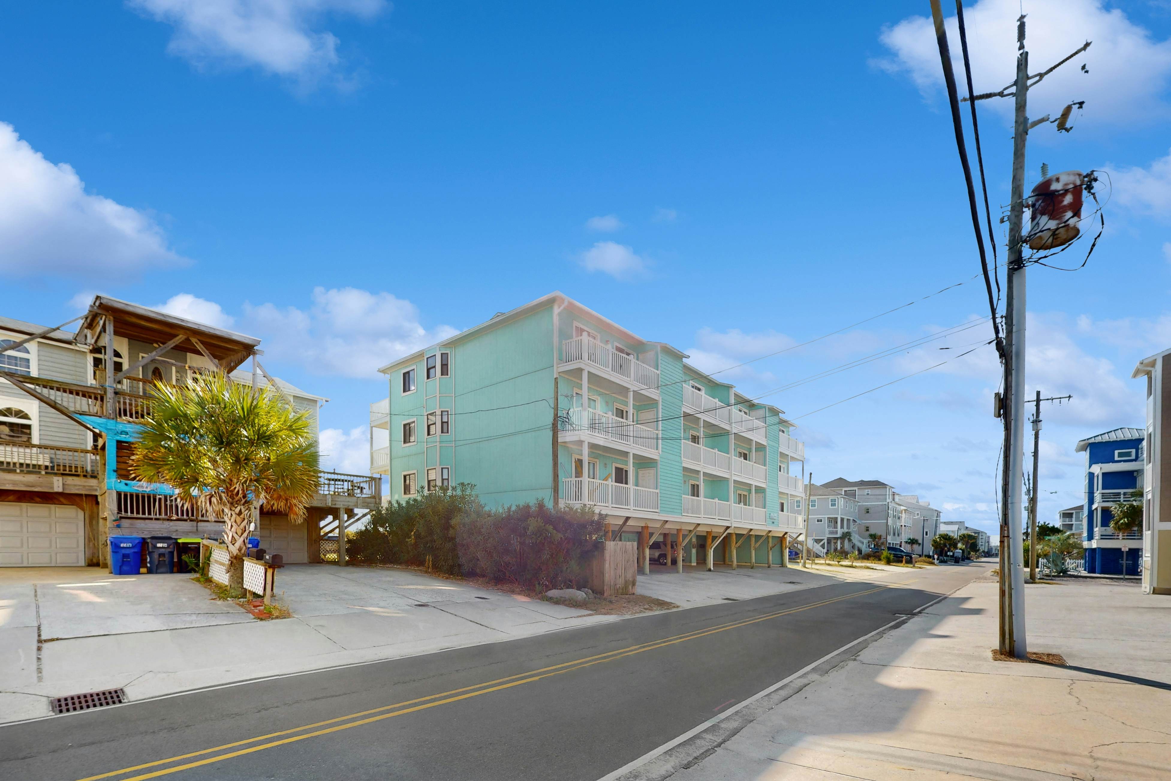 CB79 Carolina Beachfront Beauty