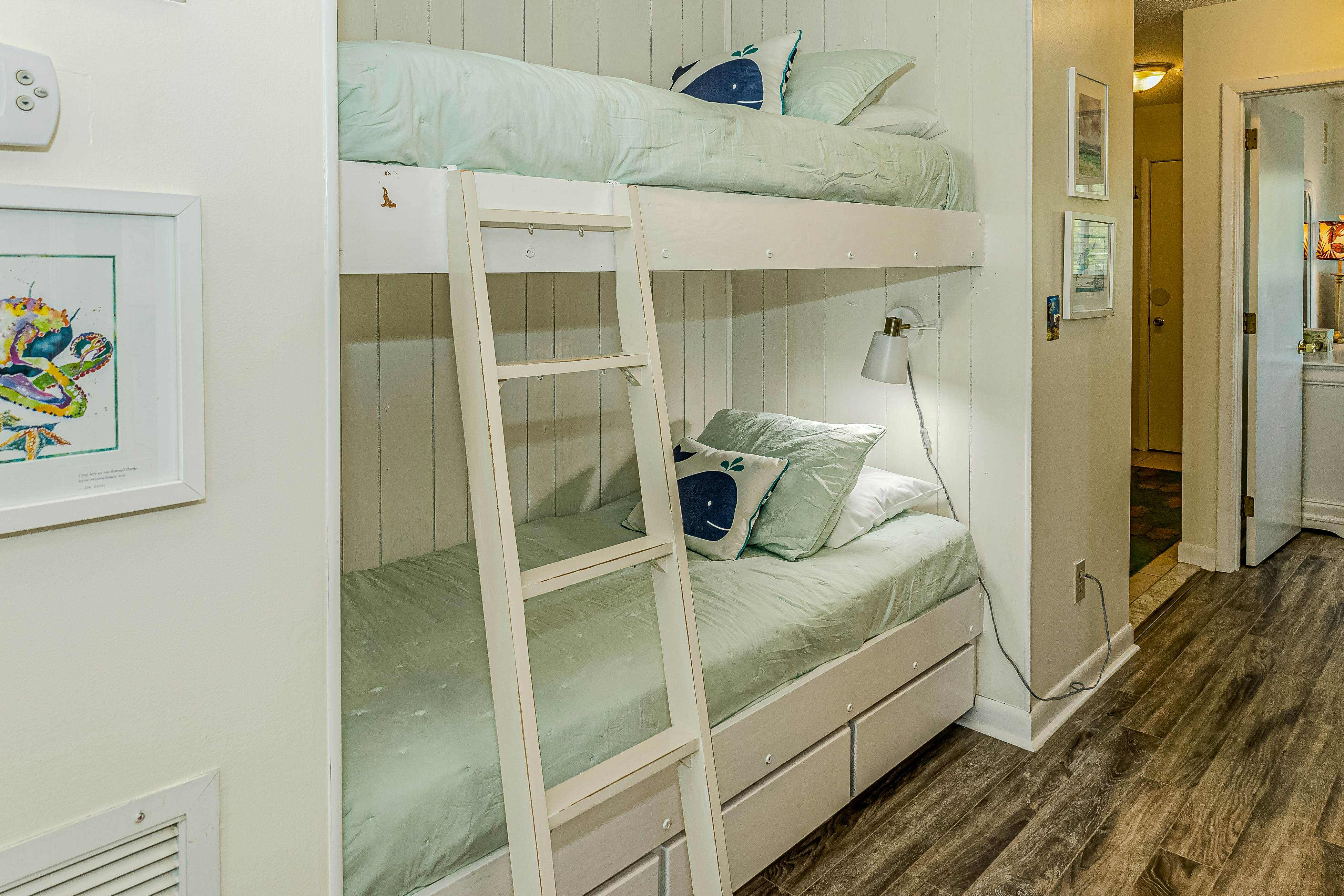 KB08 Sea Spray Place