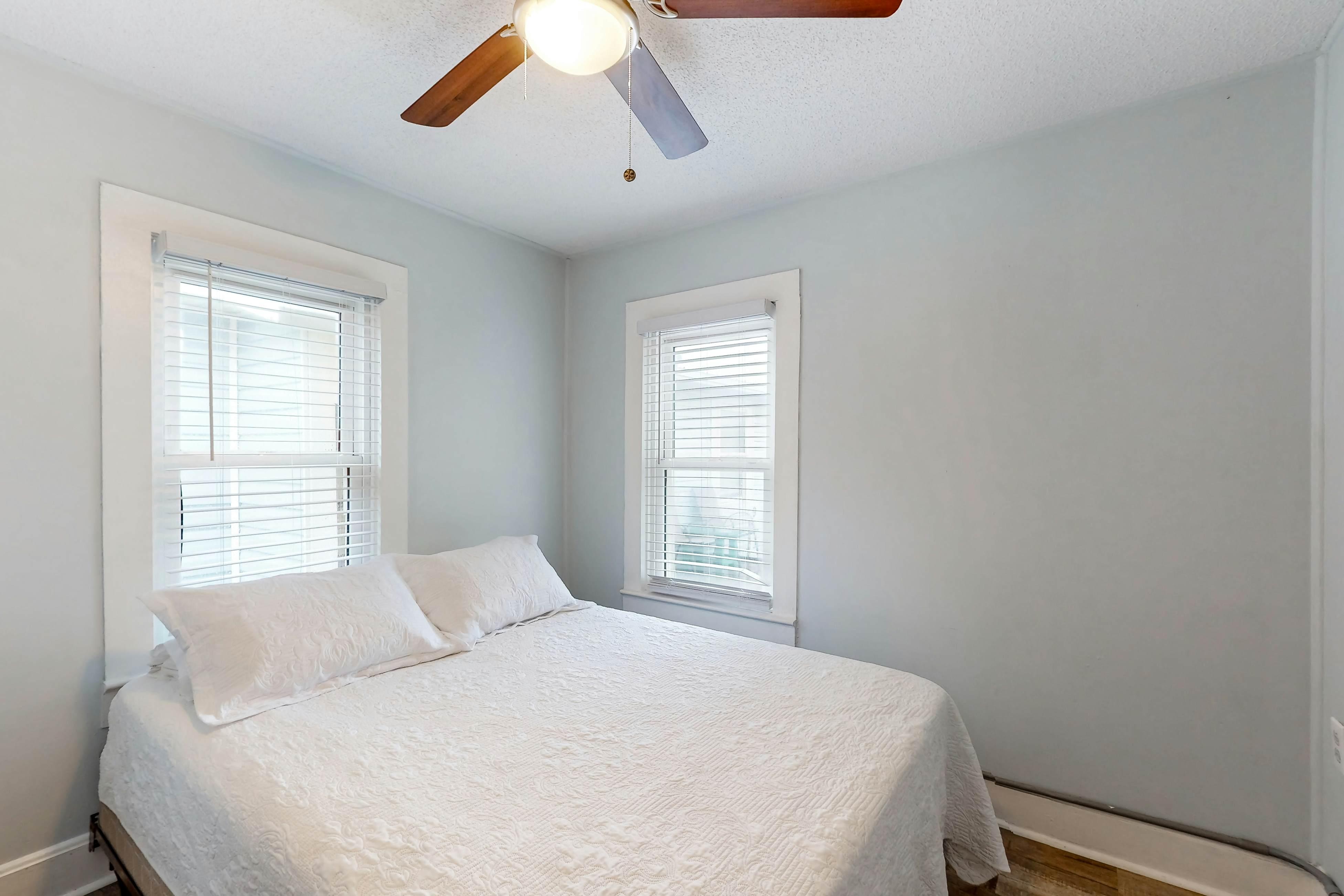 KB14 Pier View Cottage Unit 1