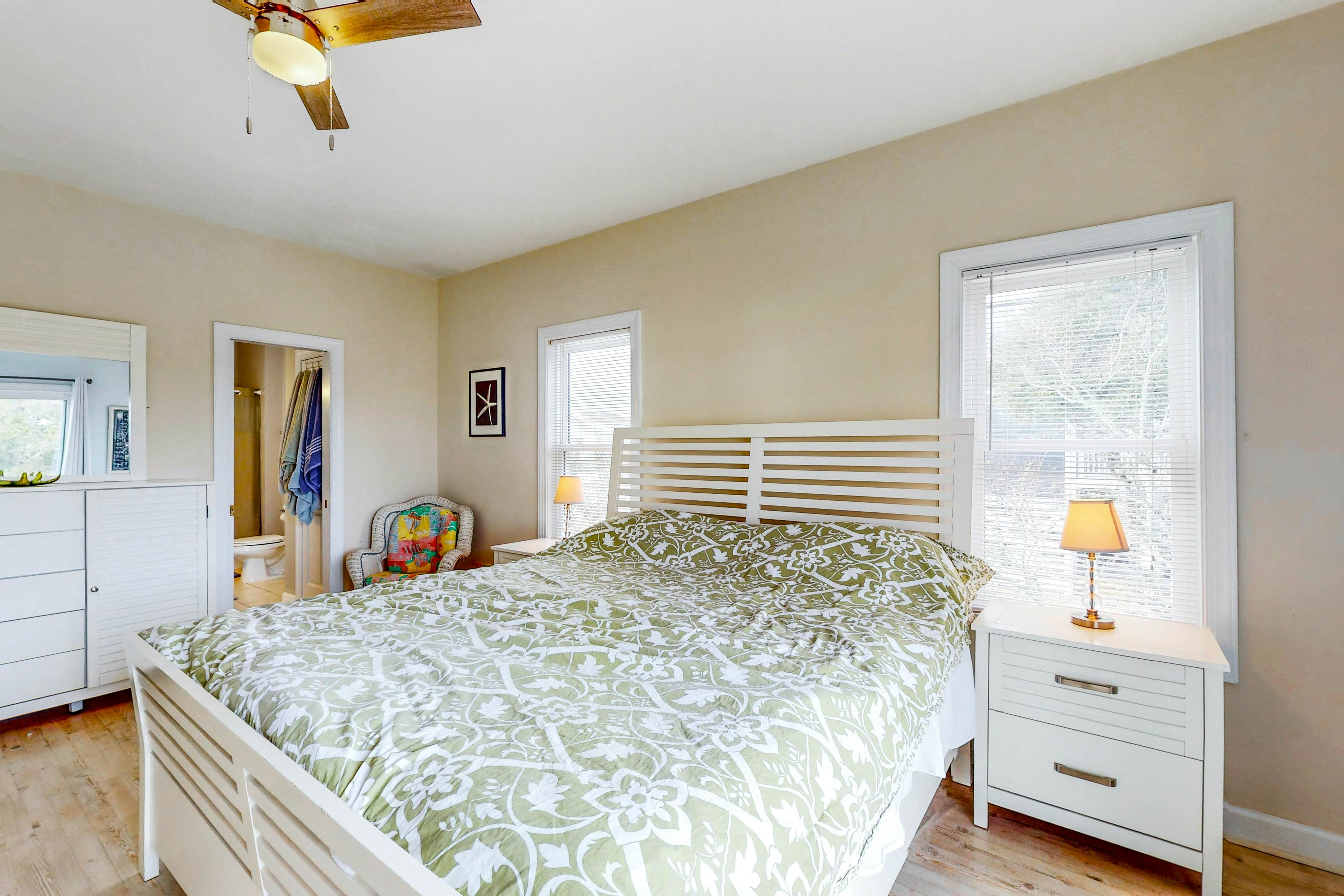 NTBVOS106 Drop Your Anchor