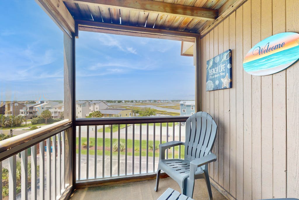 Topsail Dunes condo with oceanfront deck, oceanside pool & waterway-view porch